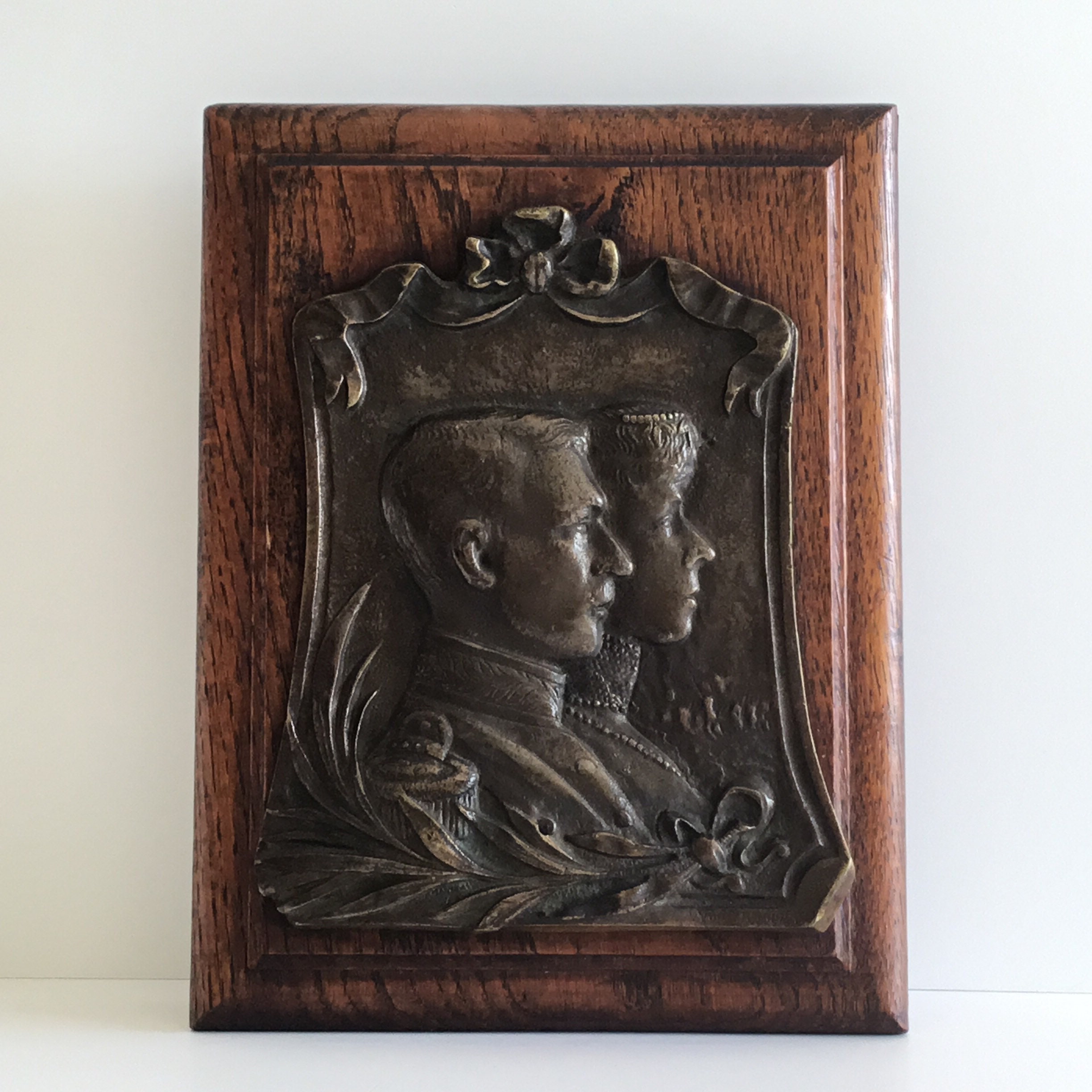 Antique Bronze Plaque | King Albert I & Queen Elisabeth Belgium 1915, Rick Wouters — photo 2 of 6