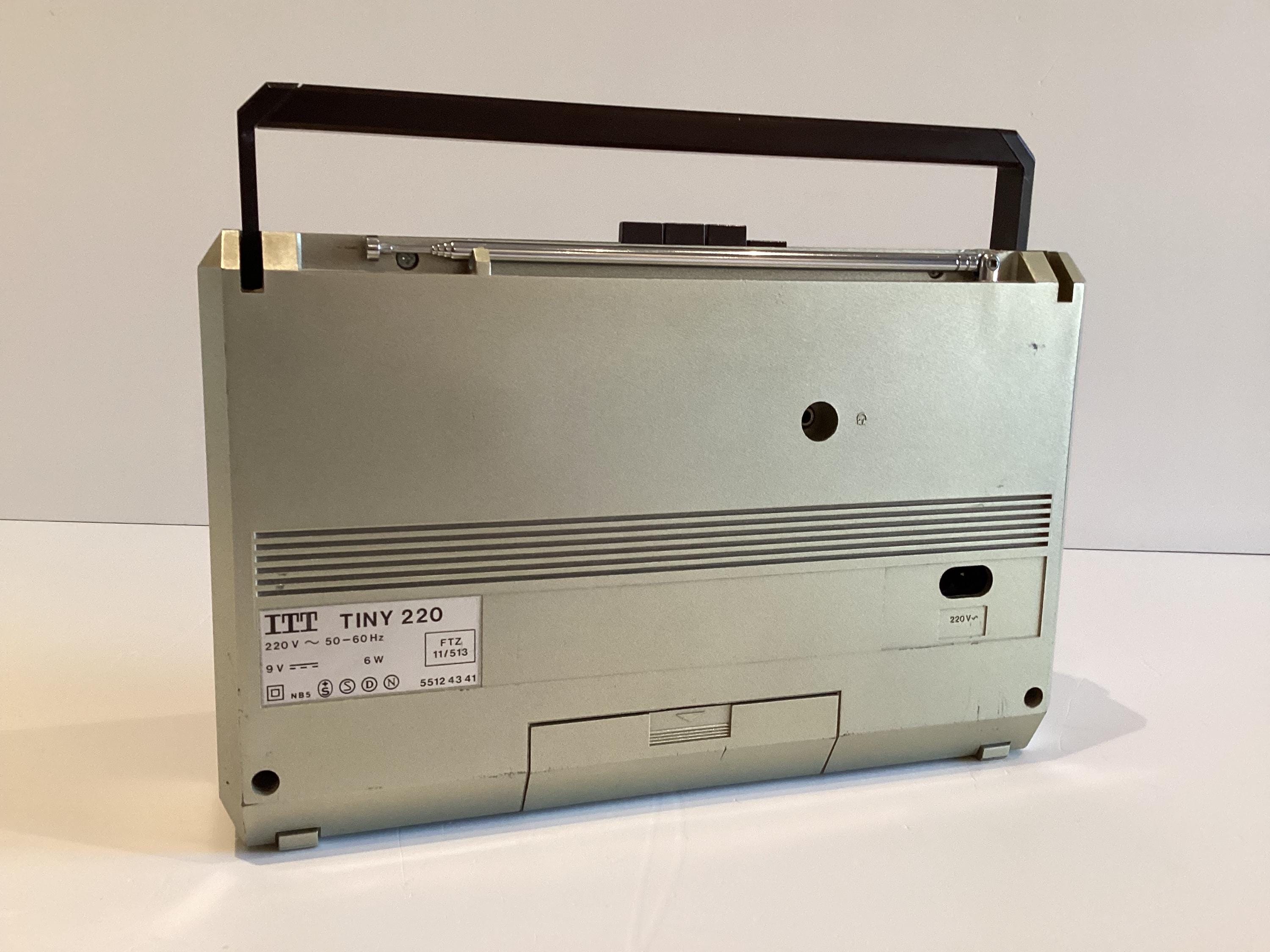 Vintage Radio ITT / Tiny 220 (1983), Made In Germany, Portable Working, Collectible — photo 8 of 8