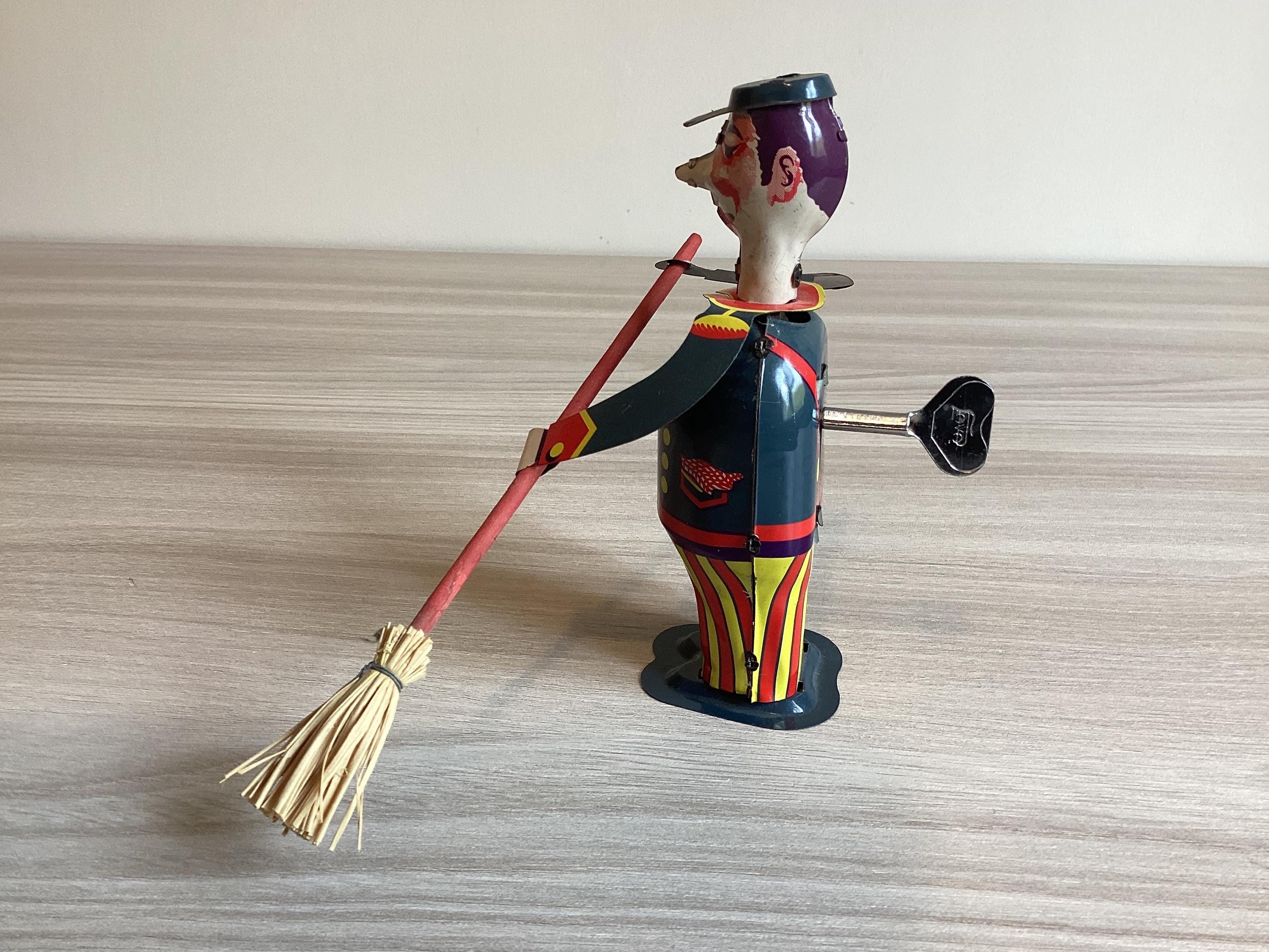 Automaton Vintage (1990s) Street Cleaner, Spring-Wound, Collectible Spain — photo 3 of 8