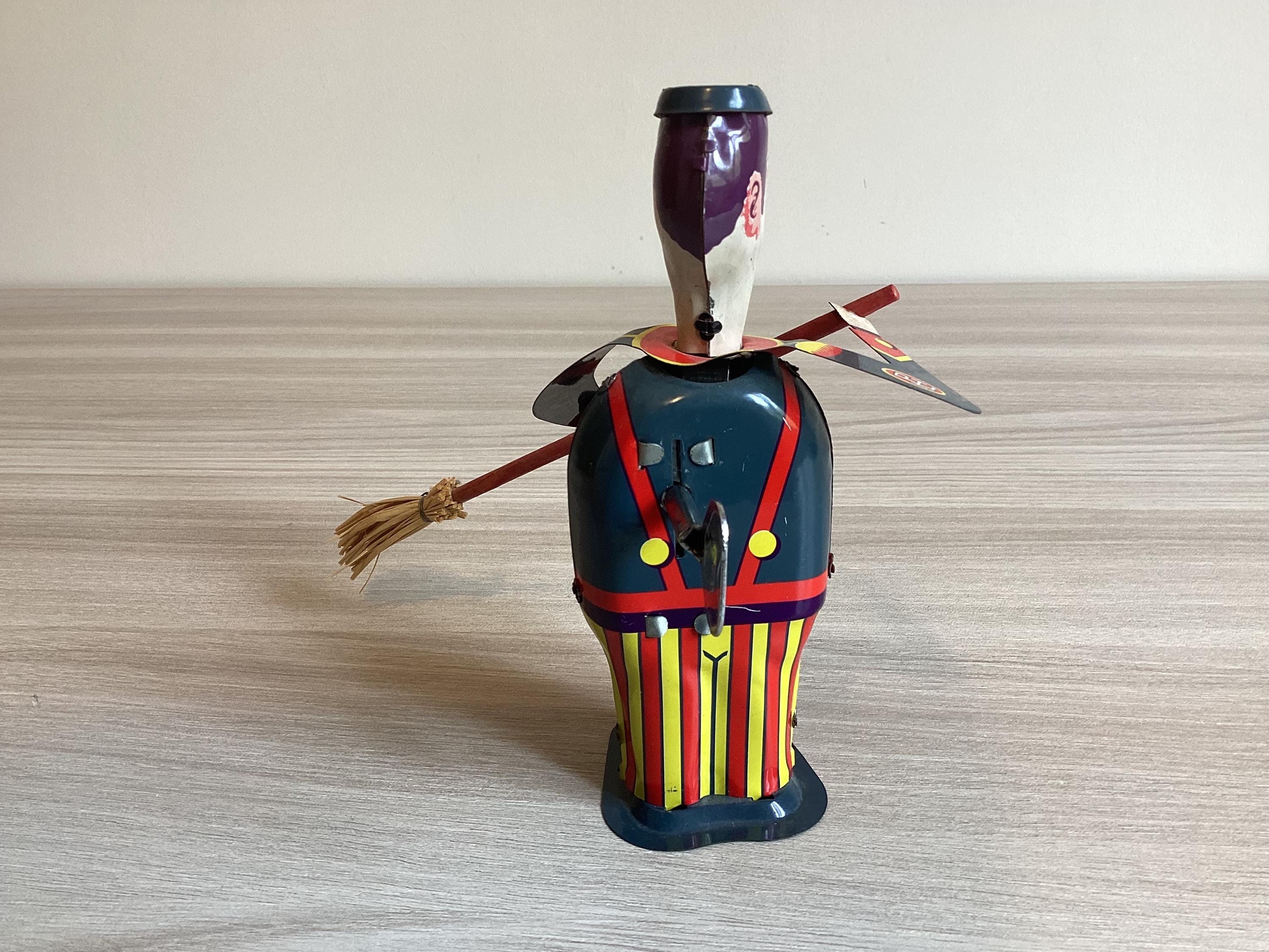 Automaton Vintage (1990s) Street Cleaner, Spring-Wound, Collectible Spain — photo 5 of 8