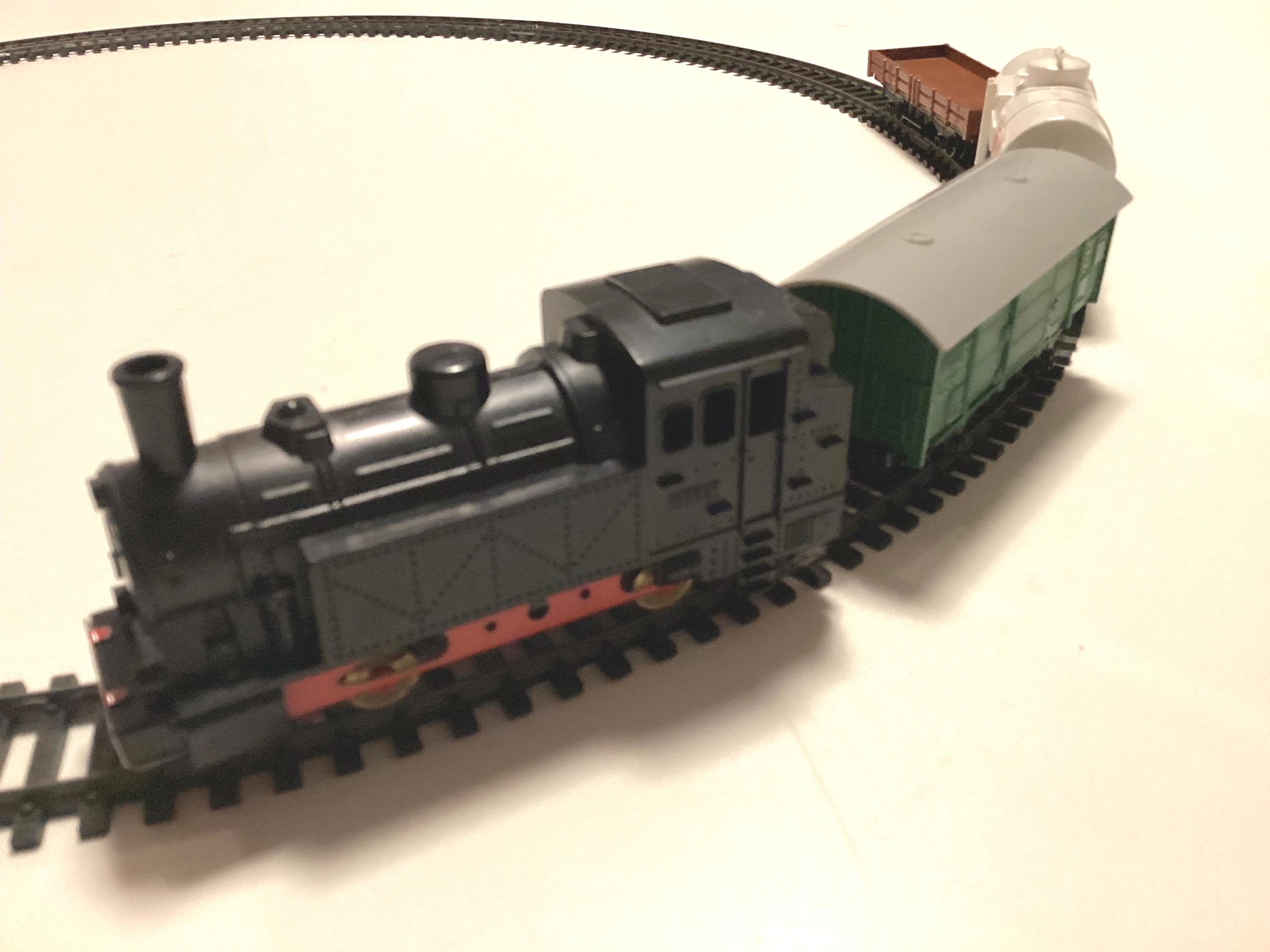 Vintage Toy Train Set | HWN Eisenbahn 1950s Western Germany, Battery Operated Complete — photo 2 of 10