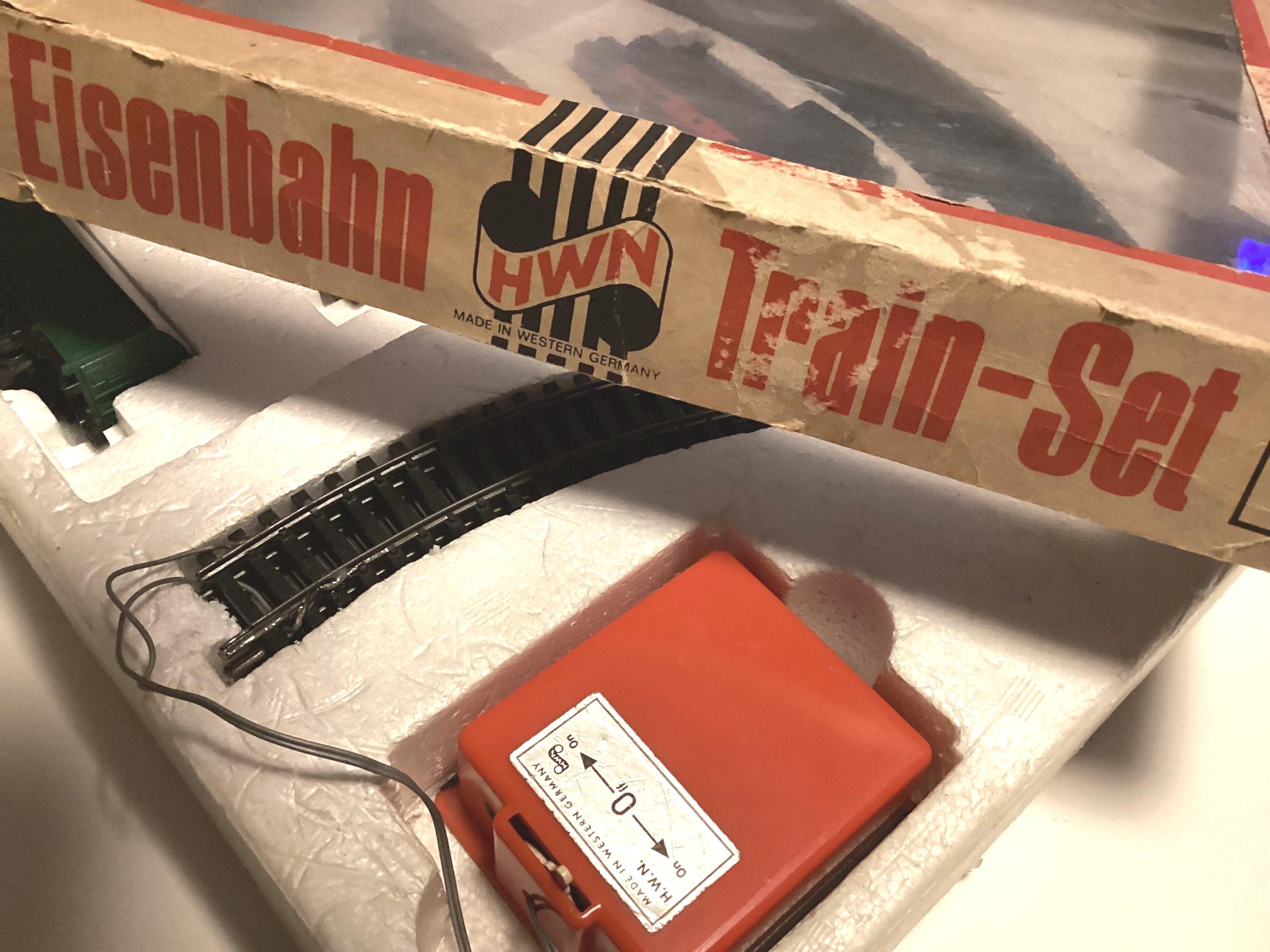 Vintage Toy Train Set | HWN Eisenbahn 1950s Western Germany, Battery Operated Complete — photo 9 of 10