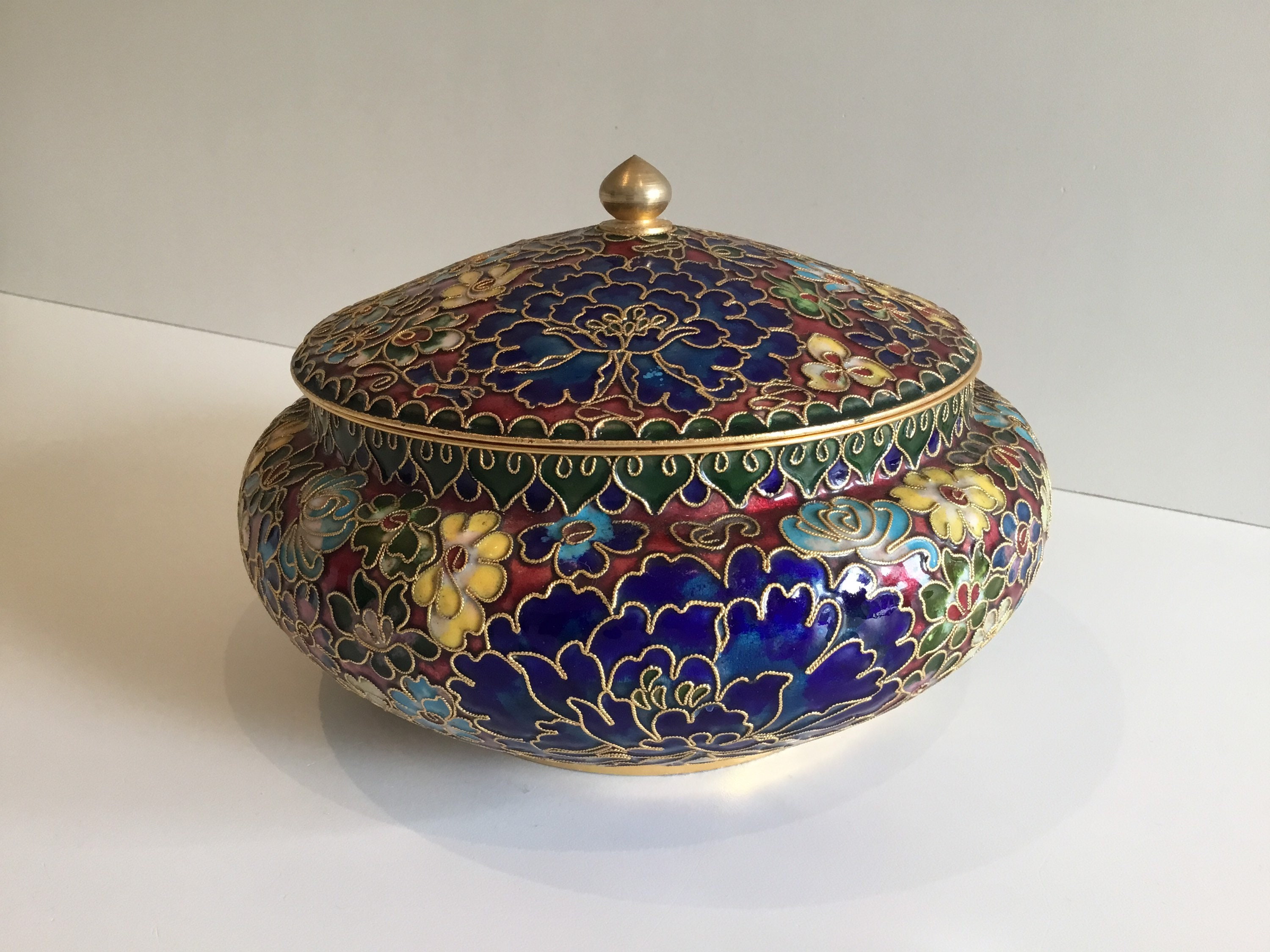 Vintage Cloisonné Bowl | 1950s Chinese Enamel Art, Handmade Golden Relief Decoration — photo 2 of 9
