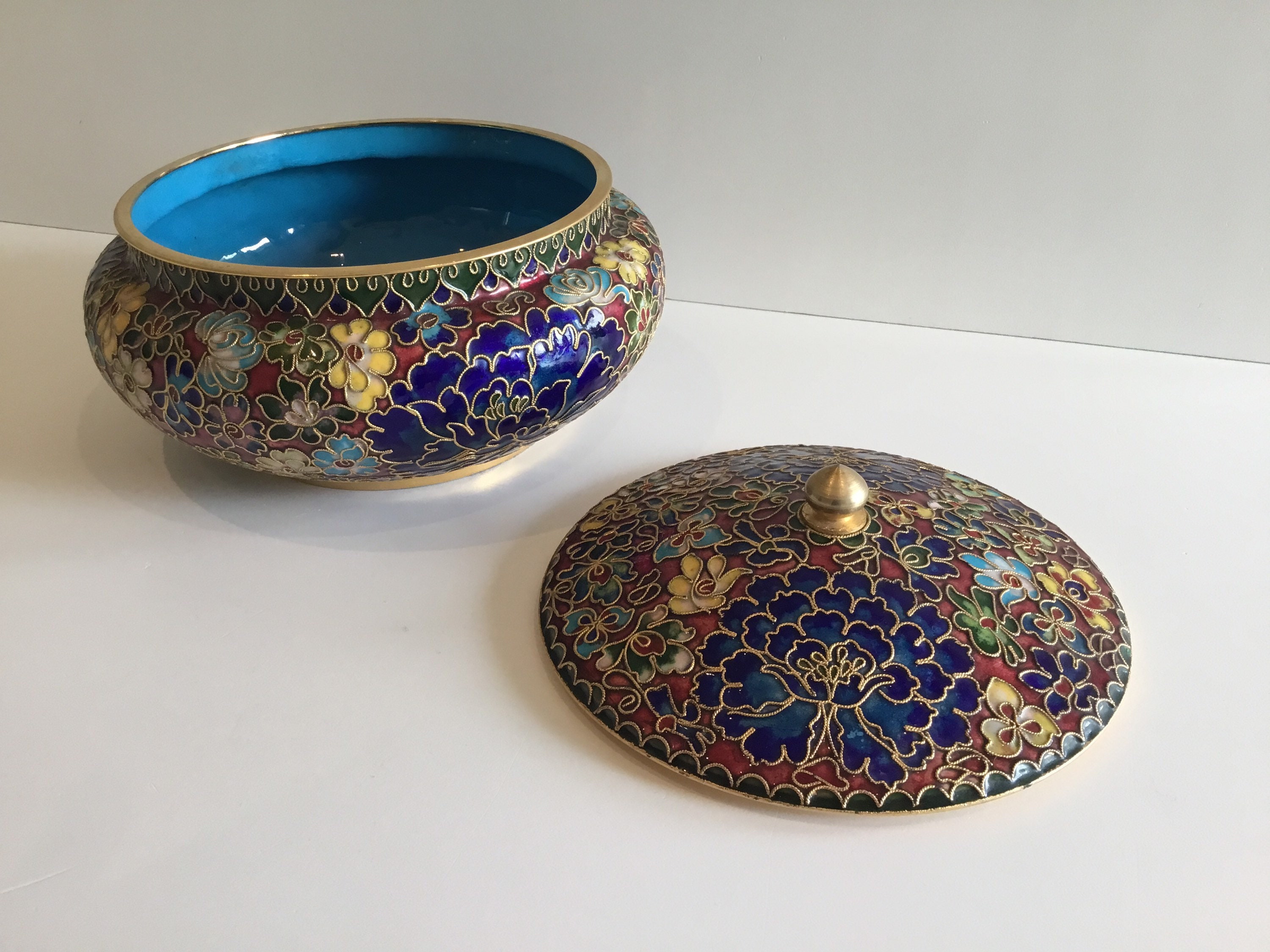 Vintage Cloisonné Bowl | 1950s Chinese Enamel Art, Handmade Golden Relief Decoration — photo 8 of 9