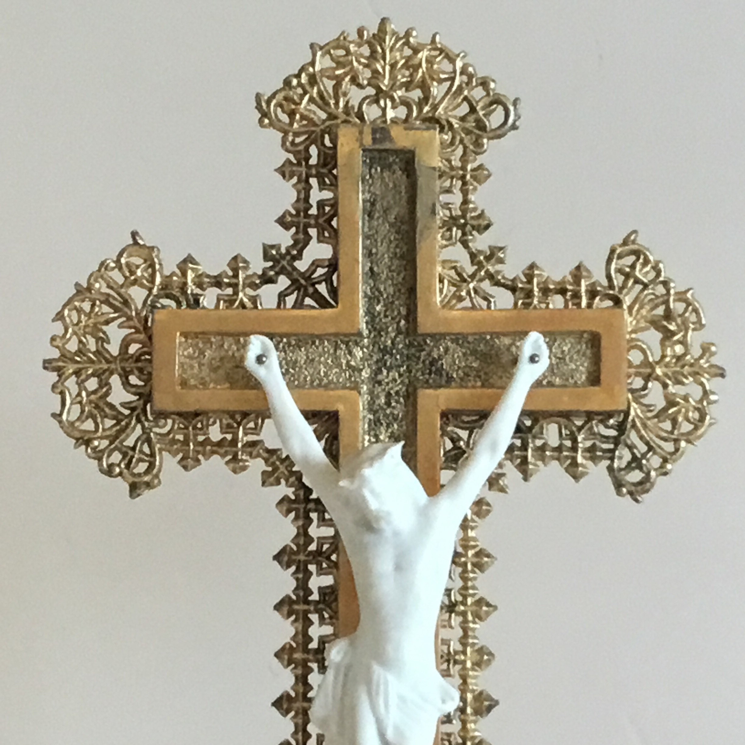 Antique Crucifix | 1940s French Gilded Wood, Bisque Porcelain Christ Gold Metal Decor — photo 4 of 9