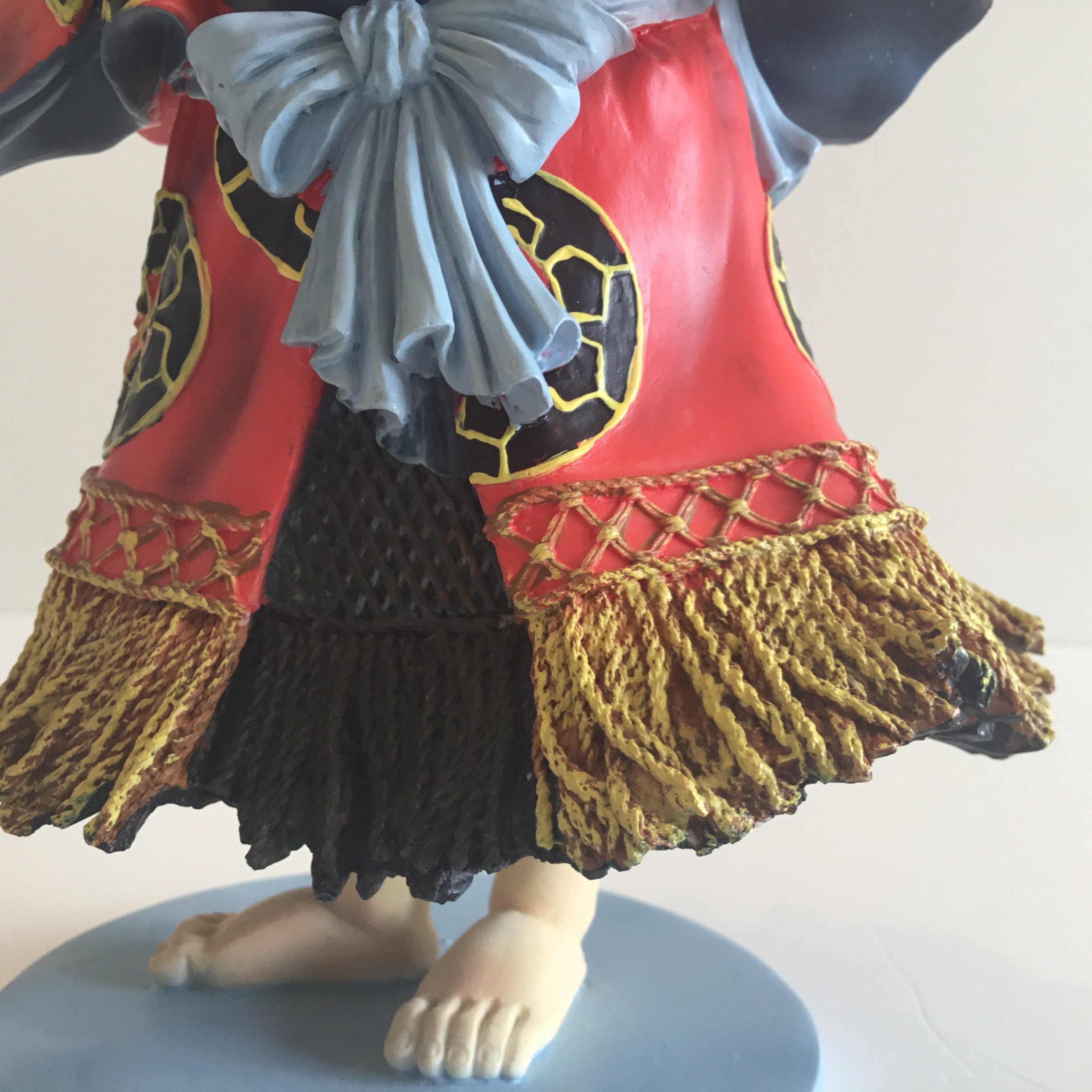 Vintage Figurine | Japanese Samurai Kunisada Parastone Sculpture, Hand-Painted Resin — photo 9 of 11
