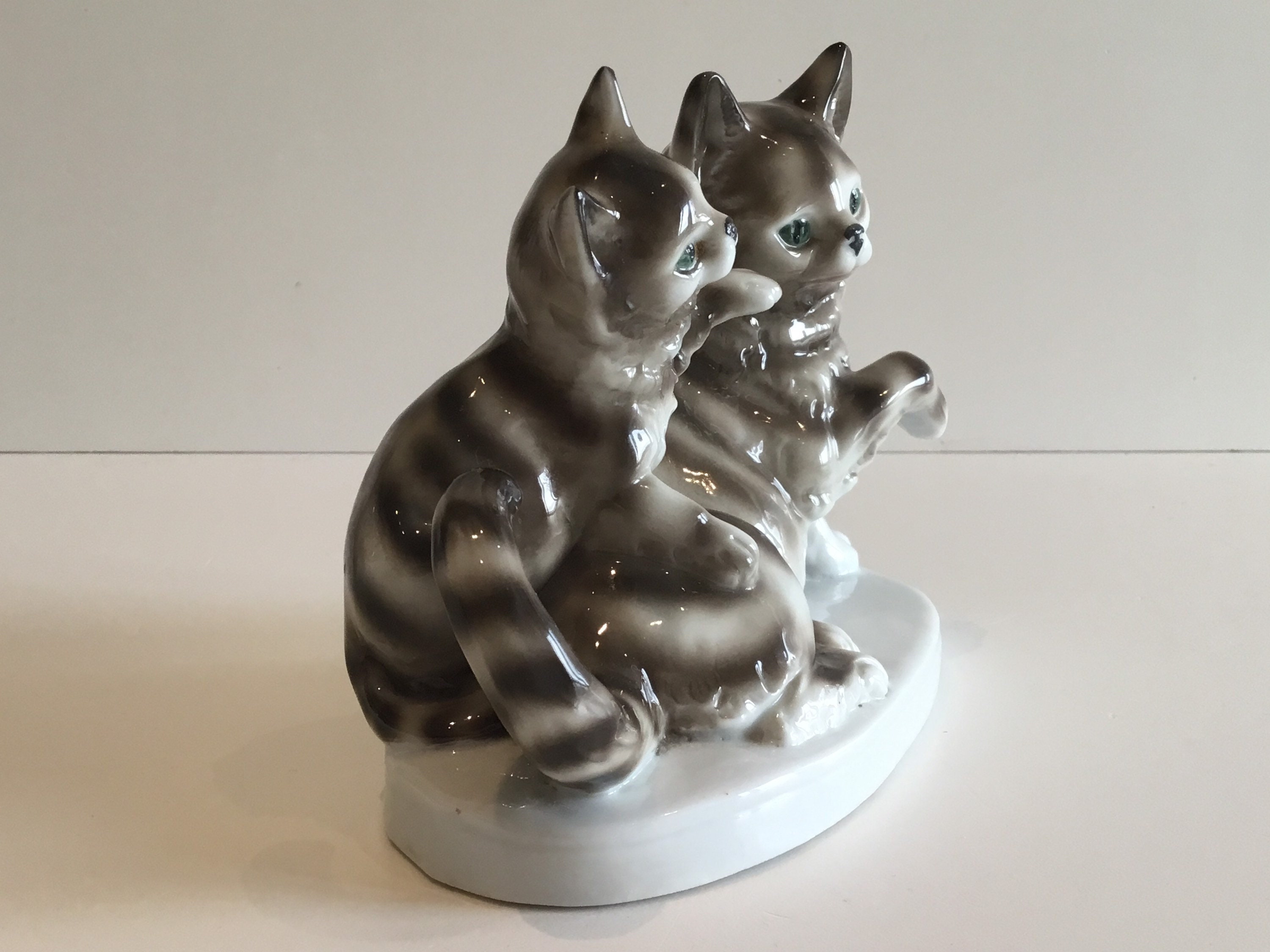 Antique Porcelain Cats | Carl Schneider Grafenthal 1910s Germany, Pair Marked 7337 — photo 4 of 9