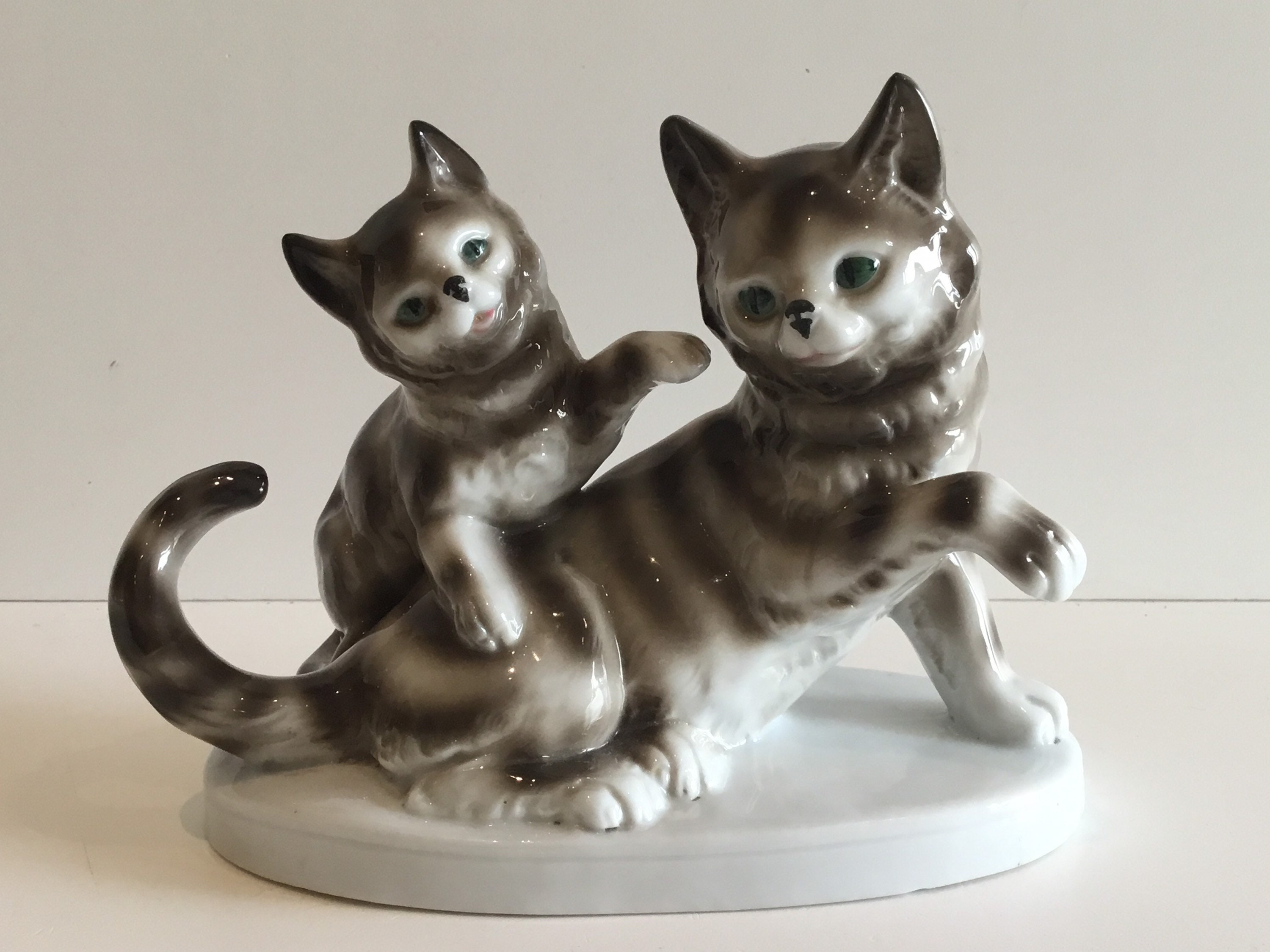 Antique Porcelain Cats | Carl Schneider Grafenthal 1910s Germany, Pair Marked 7337 — photo 7 of 9