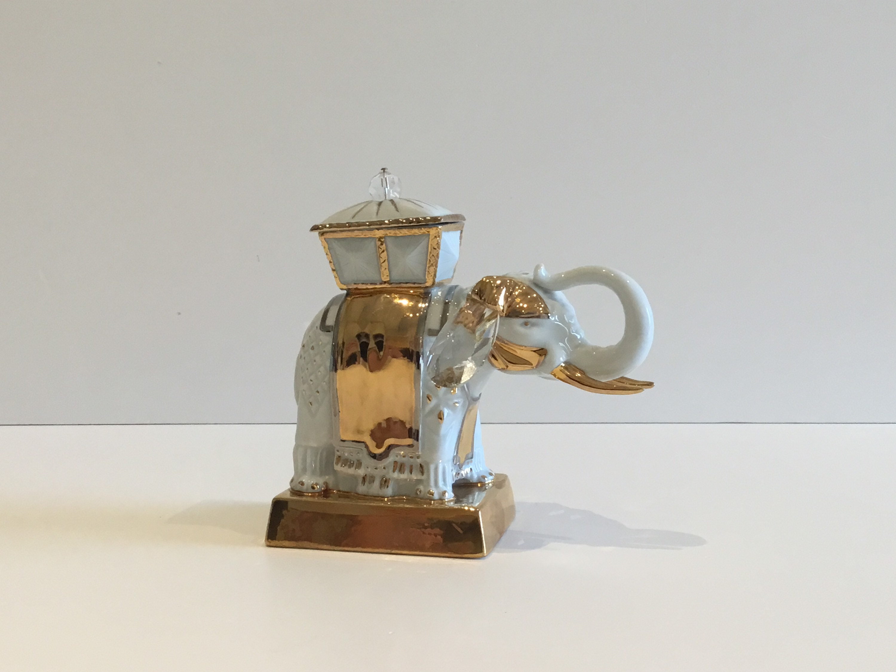 Porcelain Figurine | Elephant 1950s Carpié Luxury Made In Italy — photo 2 of 10