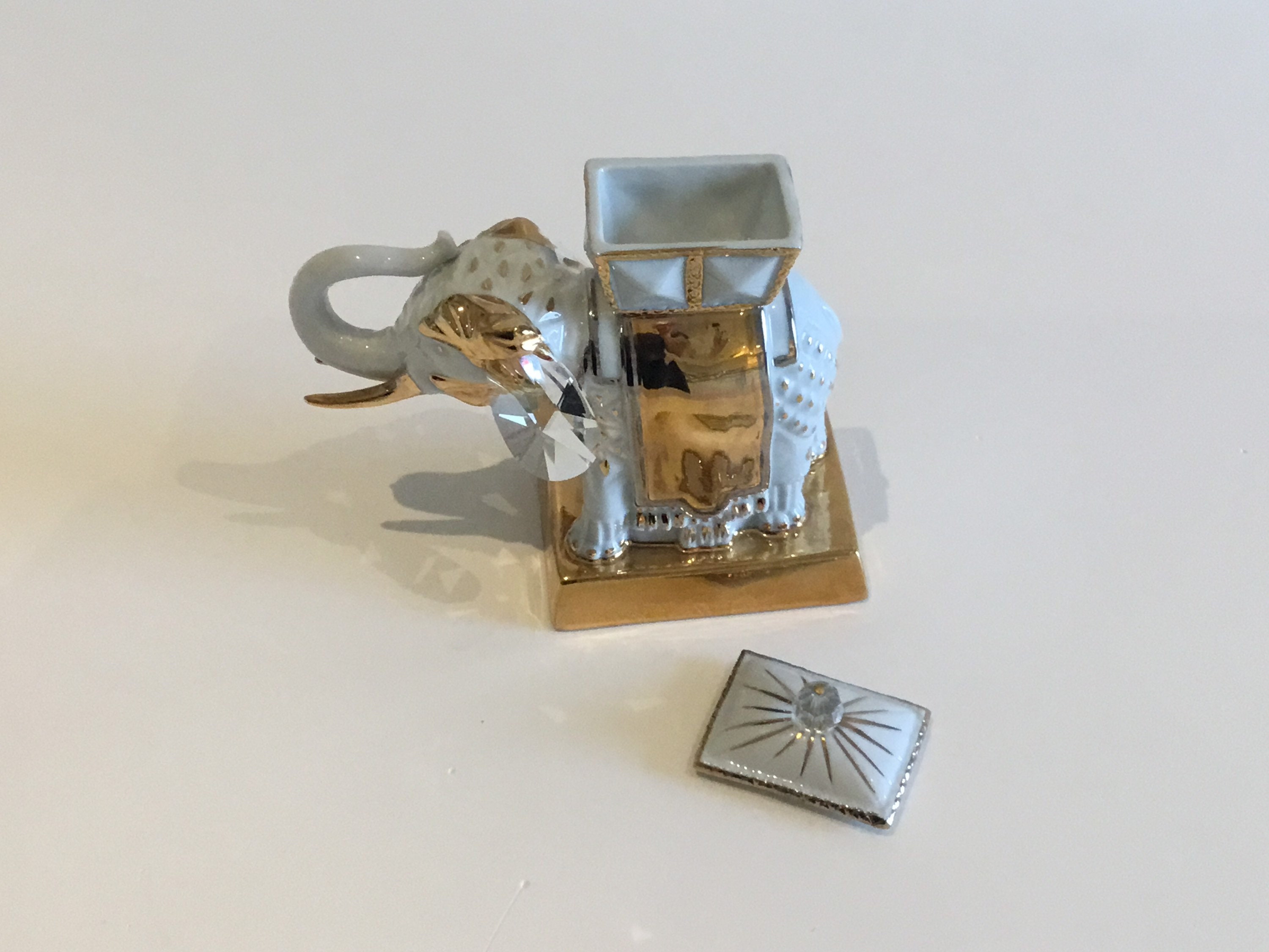 Porcelain Figurine | Elephant 1950s Carpié Luxury Made In Italy — photo 4 of 10