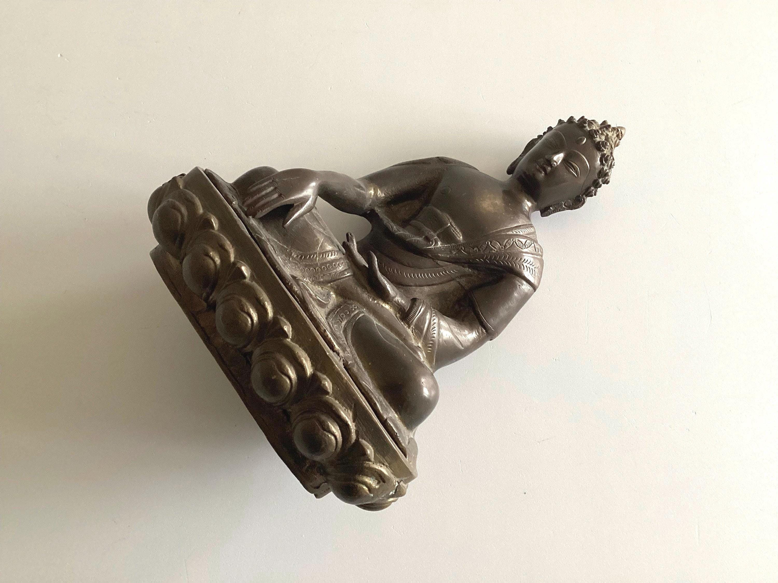 Vintage Bronze Buddha | 1950s India Bhumisparsha Mudra Meditation Statue — photo 8 of 9