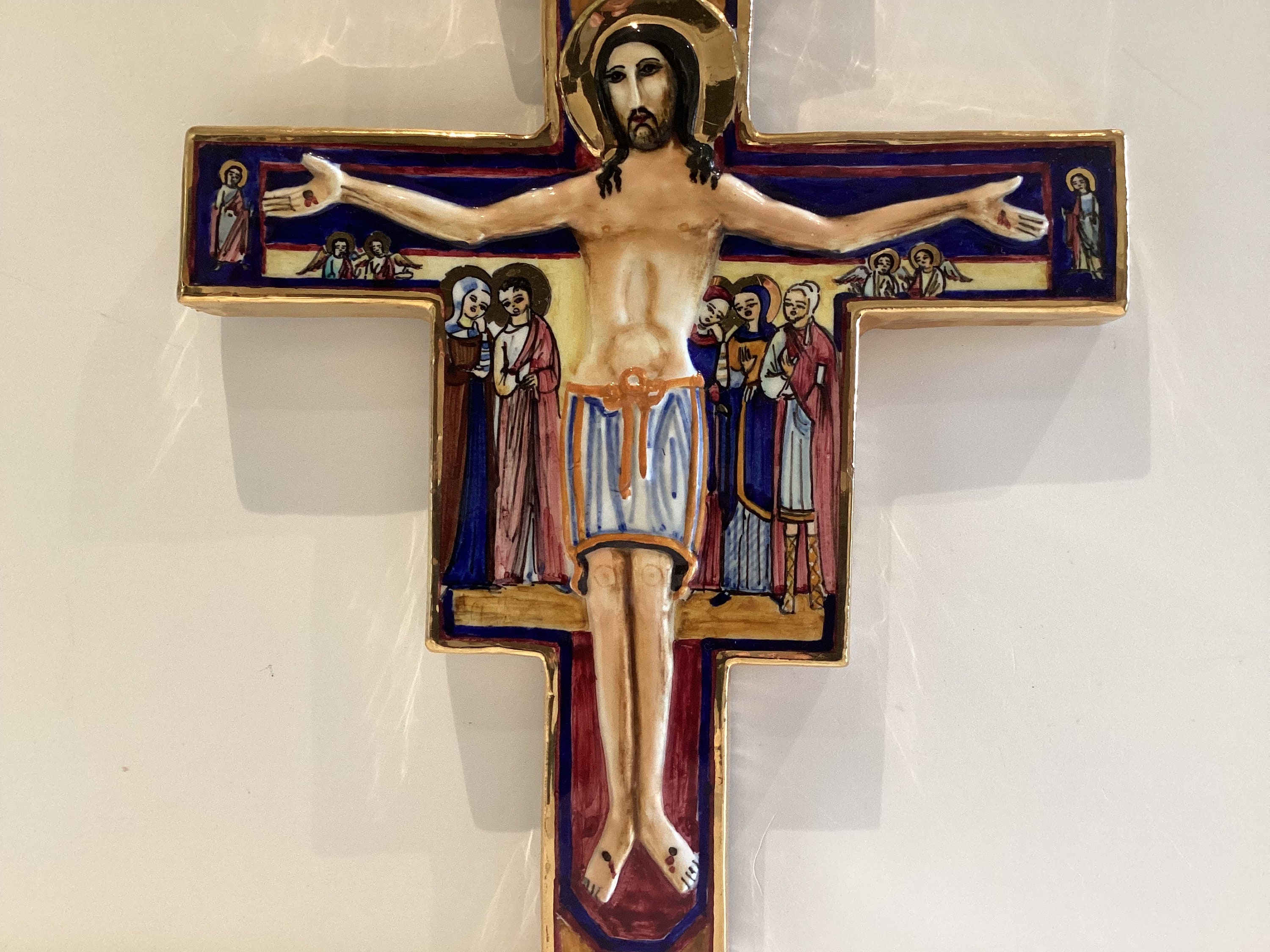 Ceramic Crucifix | 1950s Assisi Italy, San Damiano Handmade Cross Gold Painted Replica — photo 6 of 8