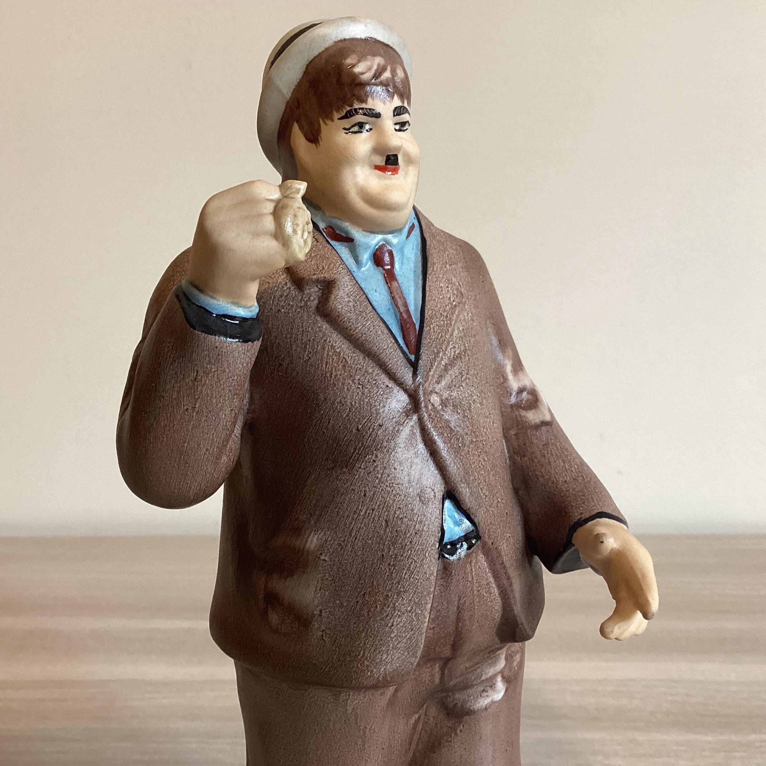Vintage Figurine | Arpo Romania 1950s Oliver Hardy, Hand Painted Collectible — photo 7 of 9