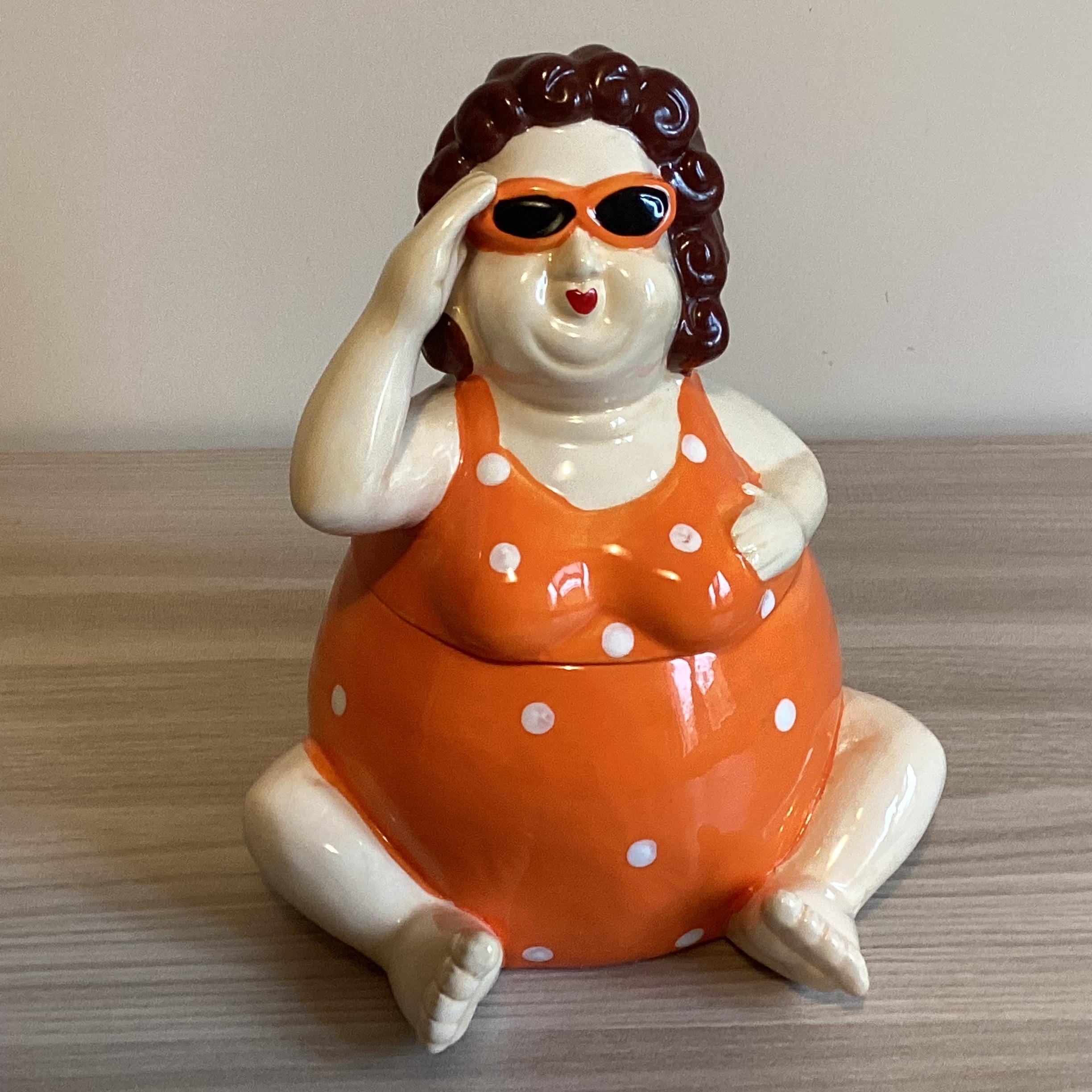 Vintage Porcelain | 1980s Villa d'Este Biscuit Jar, Hand-Painted Collectible Figurine — photo 4 of 9