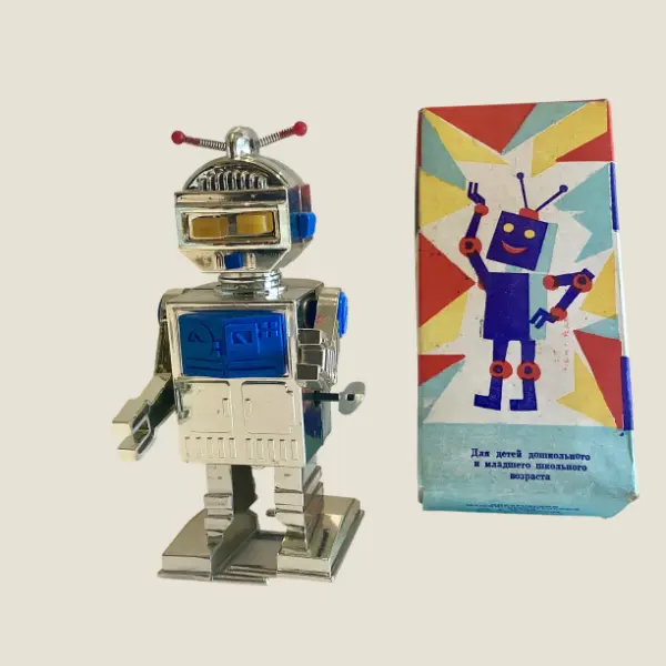 Vintage Toy Ukrainian Wind Up Walking Robot 1990 Dnipro 6.3”