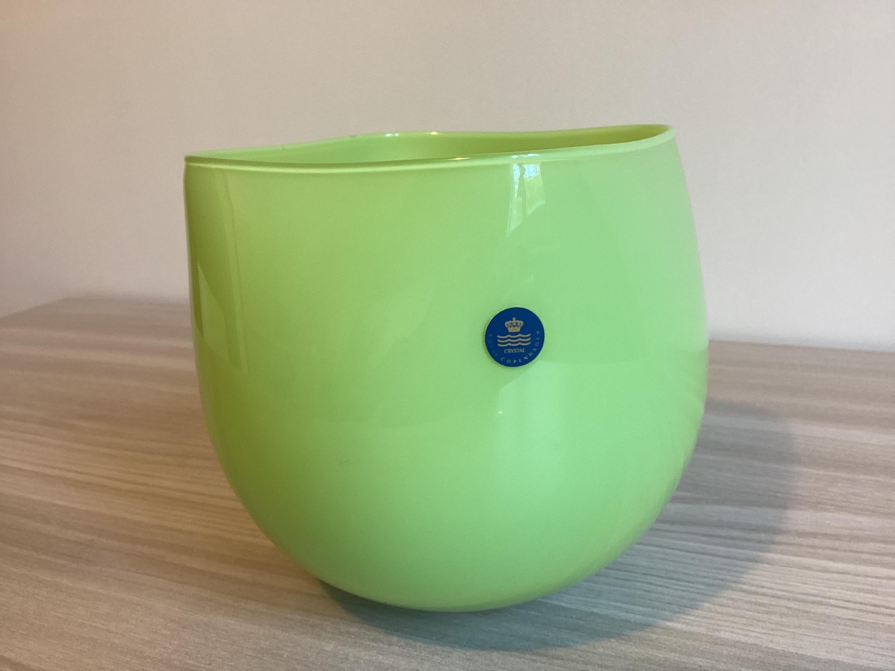 Vintage Royal Copenhagen Crystal Medium CITRUS GREEN Quadro Bowl / Vase — photo 6 of 7