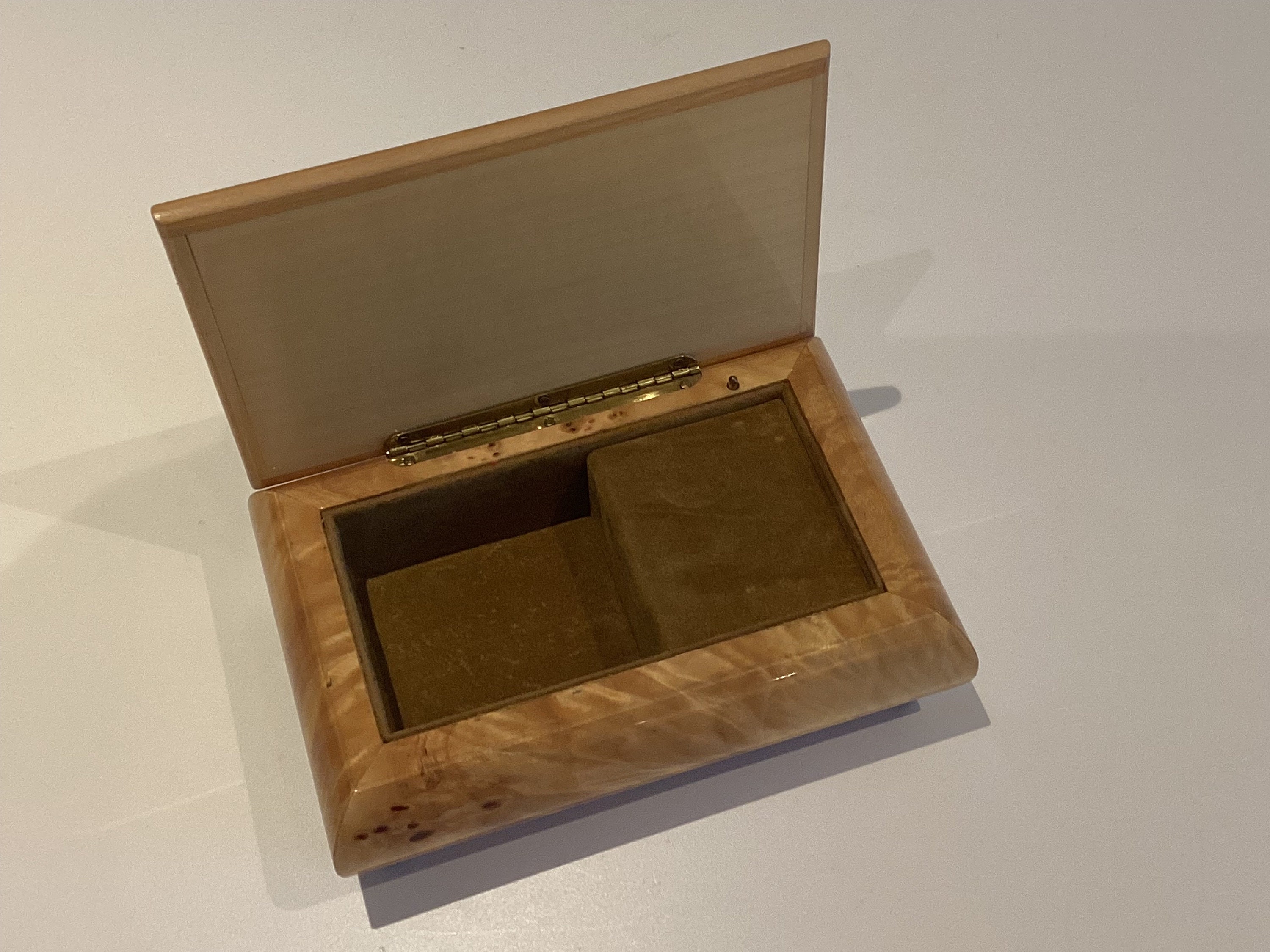 Vintage Music Box | Sorrento Italy 1970s, Hand-Inlaid Wood Sankio Movement — photo 3 of 9