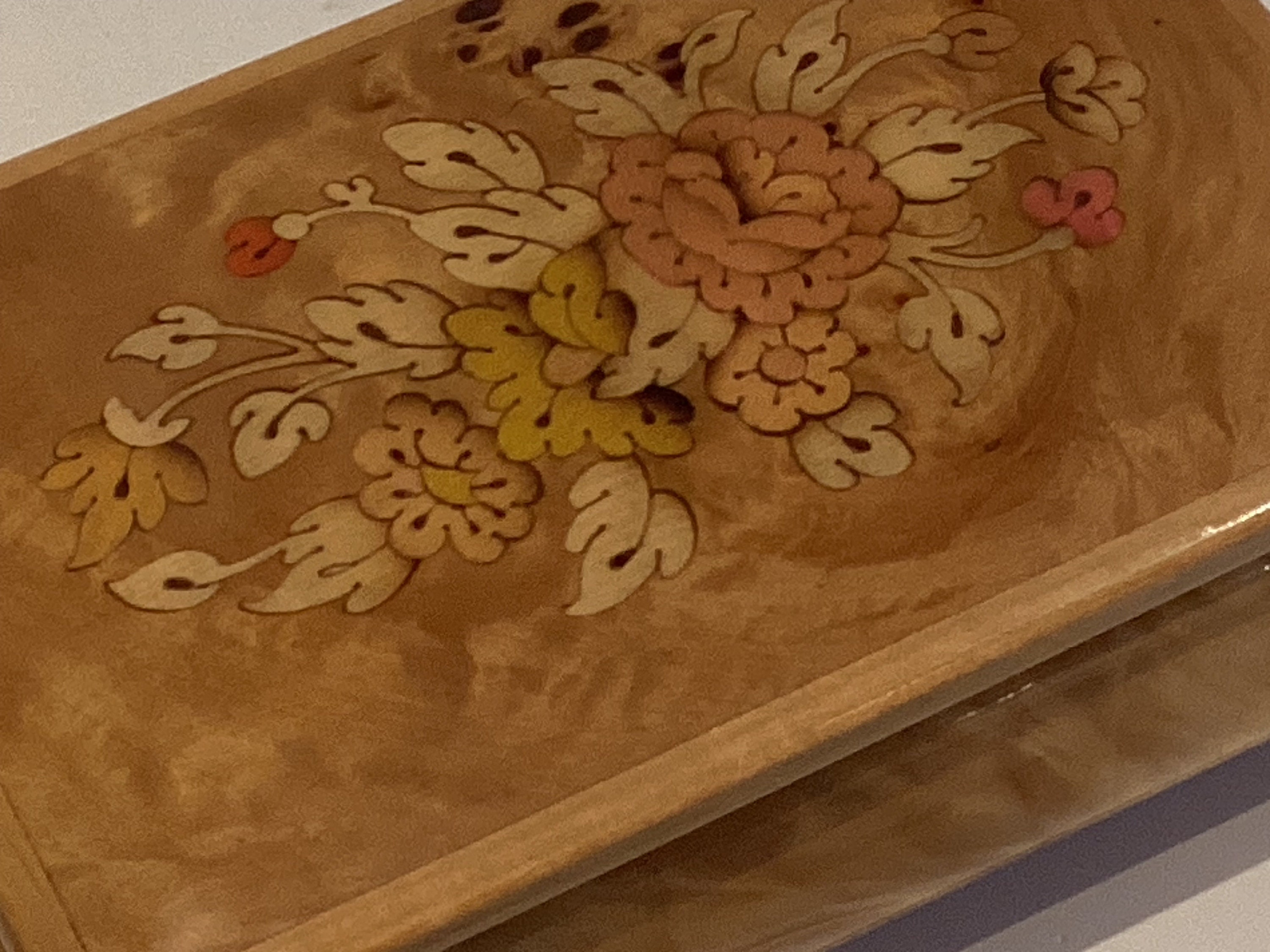 Vintage Music Box | Sorrento Italy 1970s, Hand-Inlaid Wood Sankio Movement — photo 8 of 9