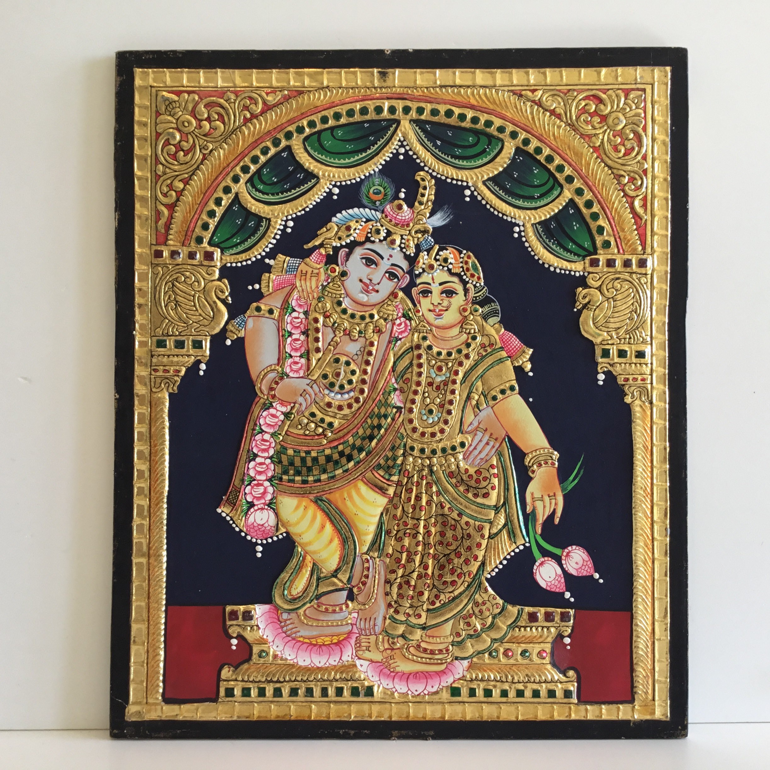 Indian Painting – Krishna & Radha, 1950s Hand-Painted Gold Leaf — photo 5 of 9