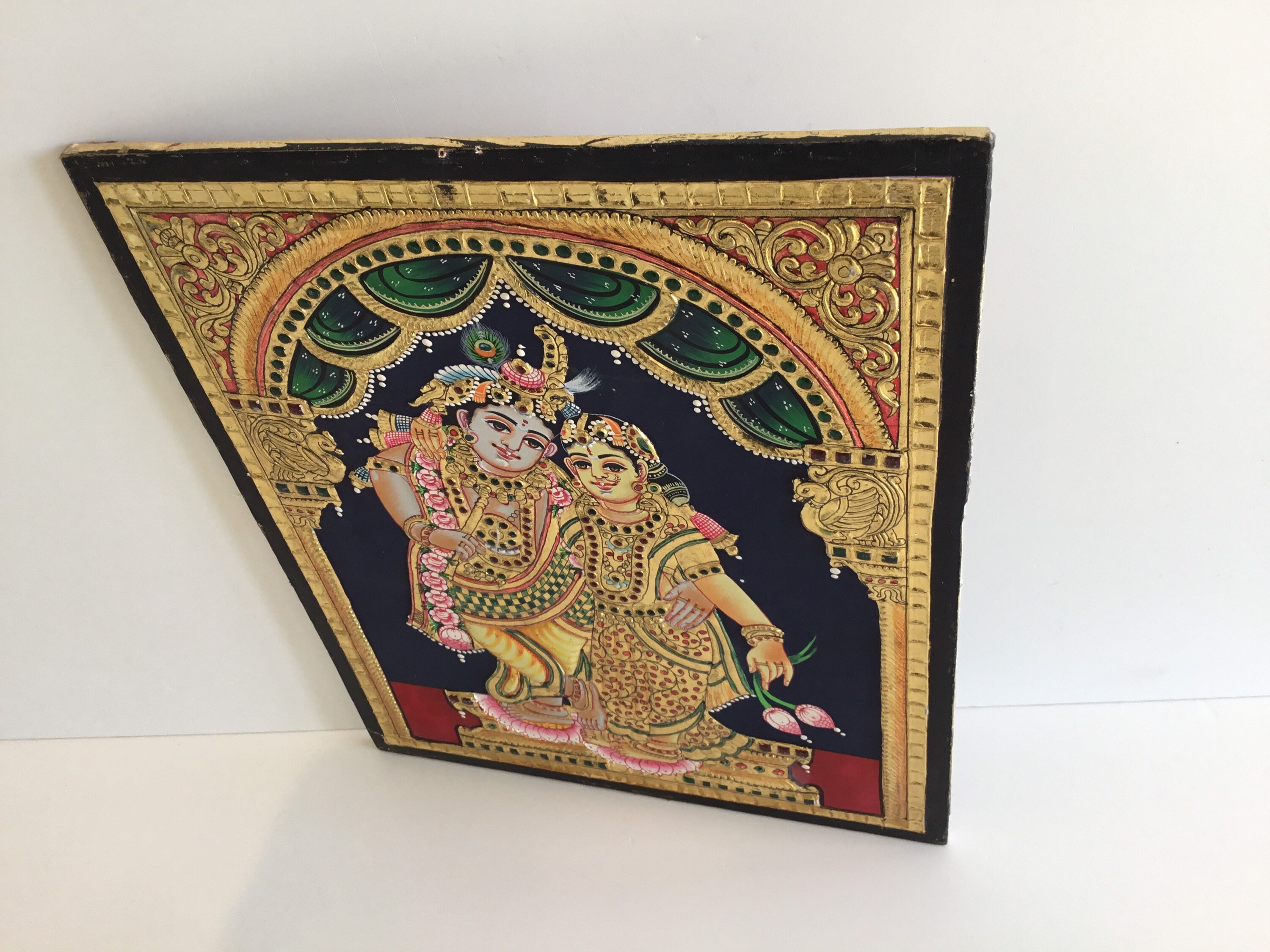 Indian Painting – Krishna & Radha, 1950s Hand-Painted Gold Leaf — photo 9 of 9