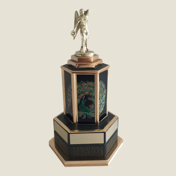 Vintage Music Box | 1960s Japanese Cigarette Dispenser, Basketball Player Mechanical