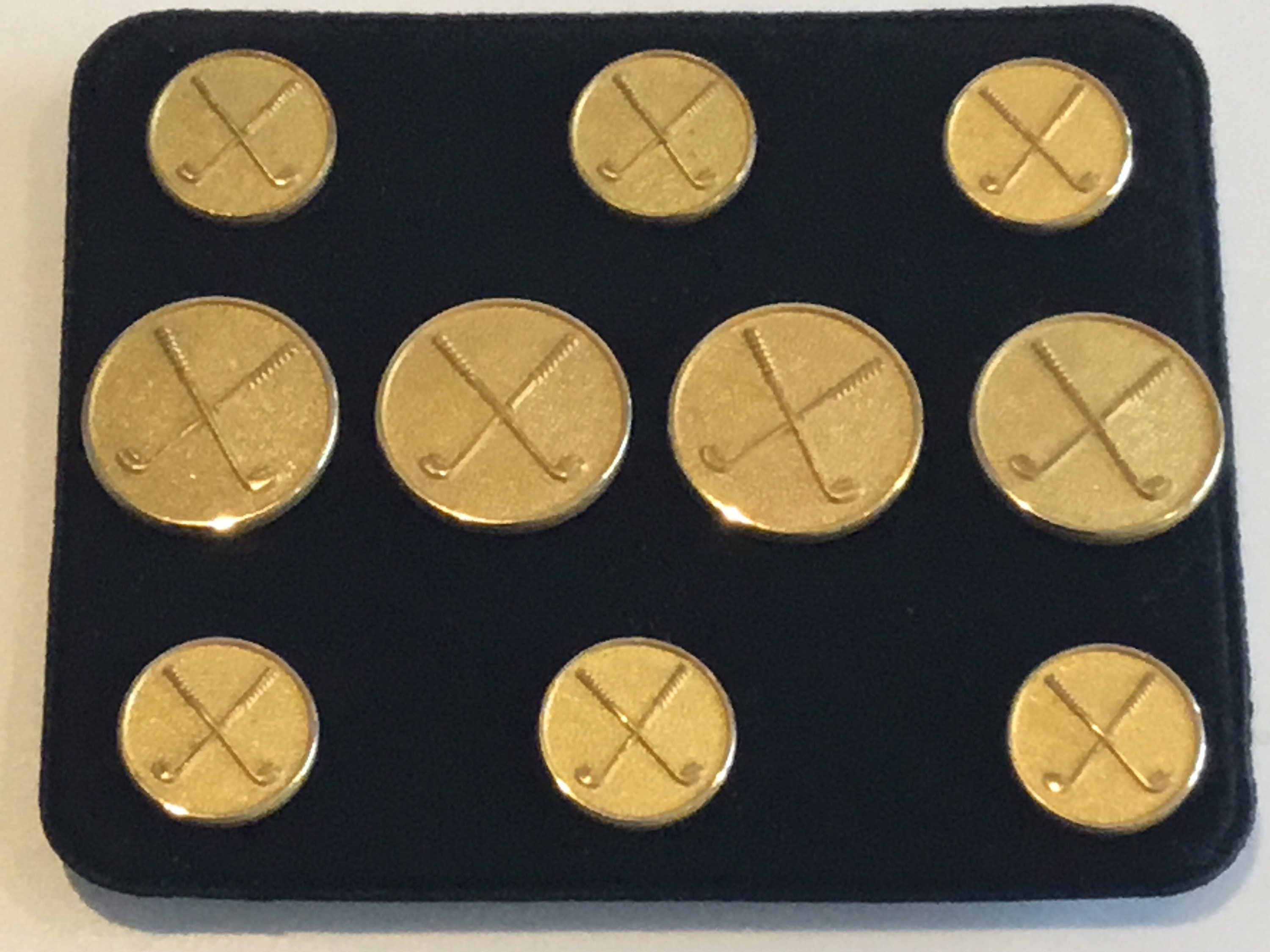 Vintage Accessories | 1950s Buttons With Golf Clubs Made I England — photo 3 of 9