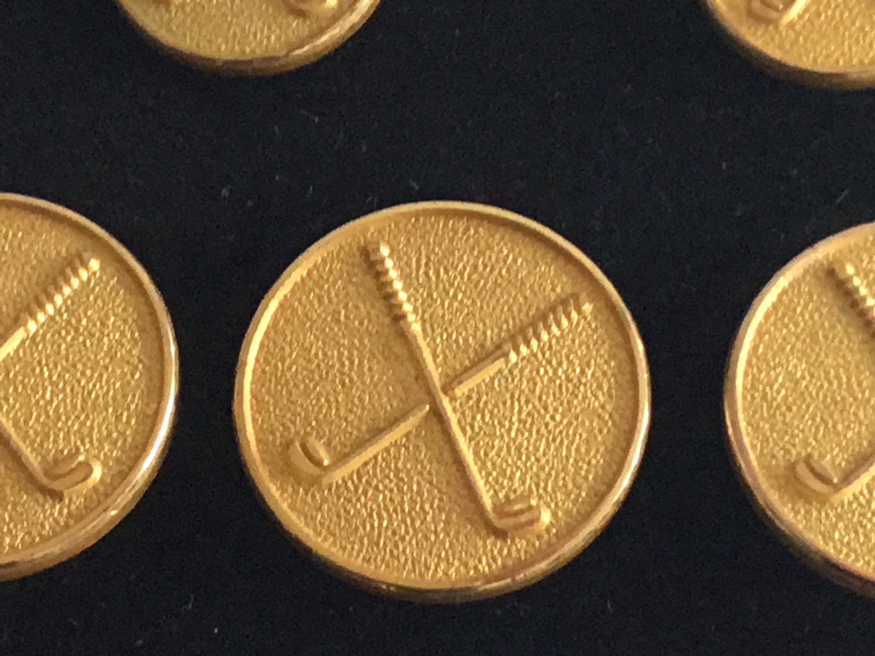 Vintage Accessories | 1950s Buttons With Golf Clubs Made I England — photo 7 of 9