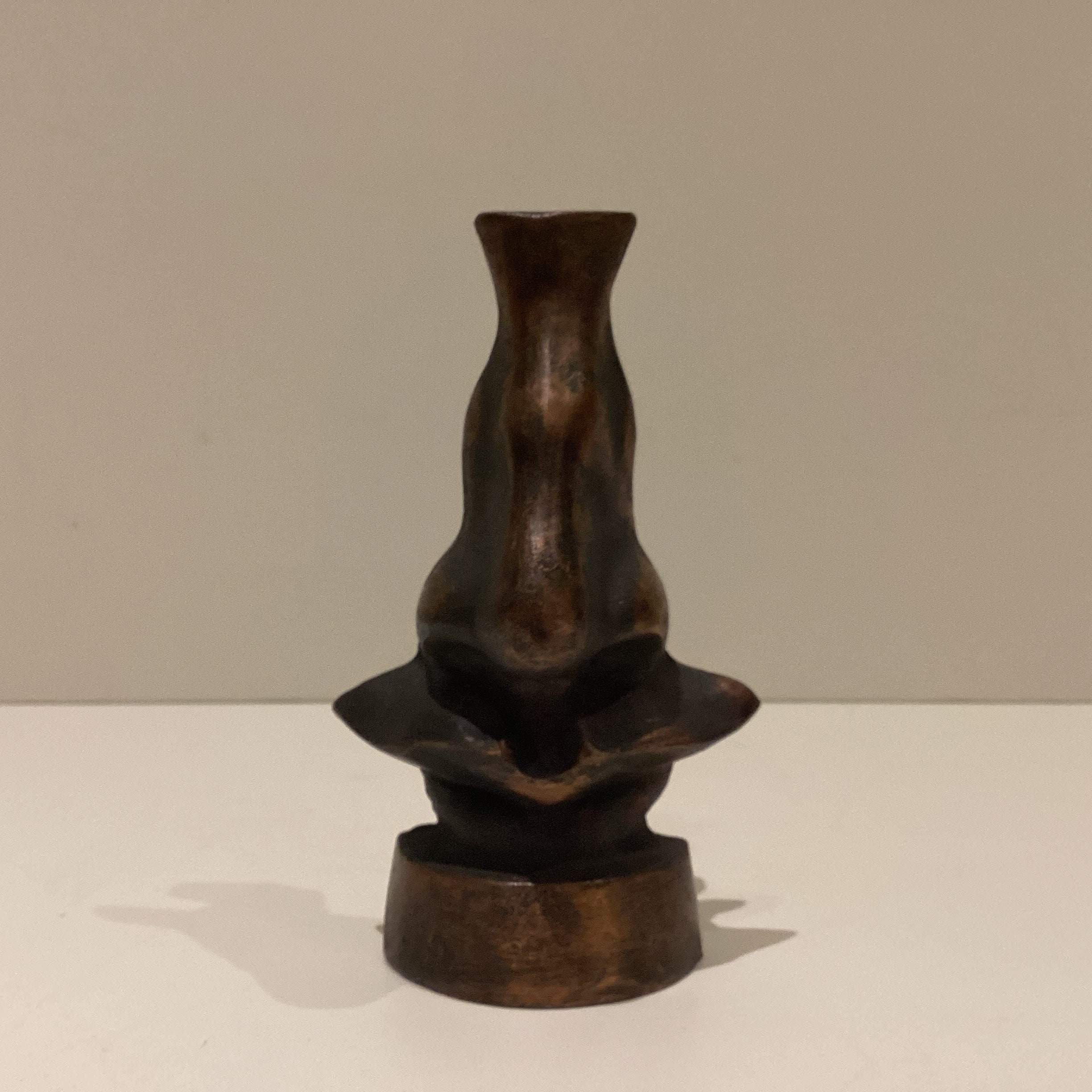 Vintage Glasses Holder – Salvador Dali “De Nose”, Rare Collectible Patinated Copper 1950s — photo 2 of 9