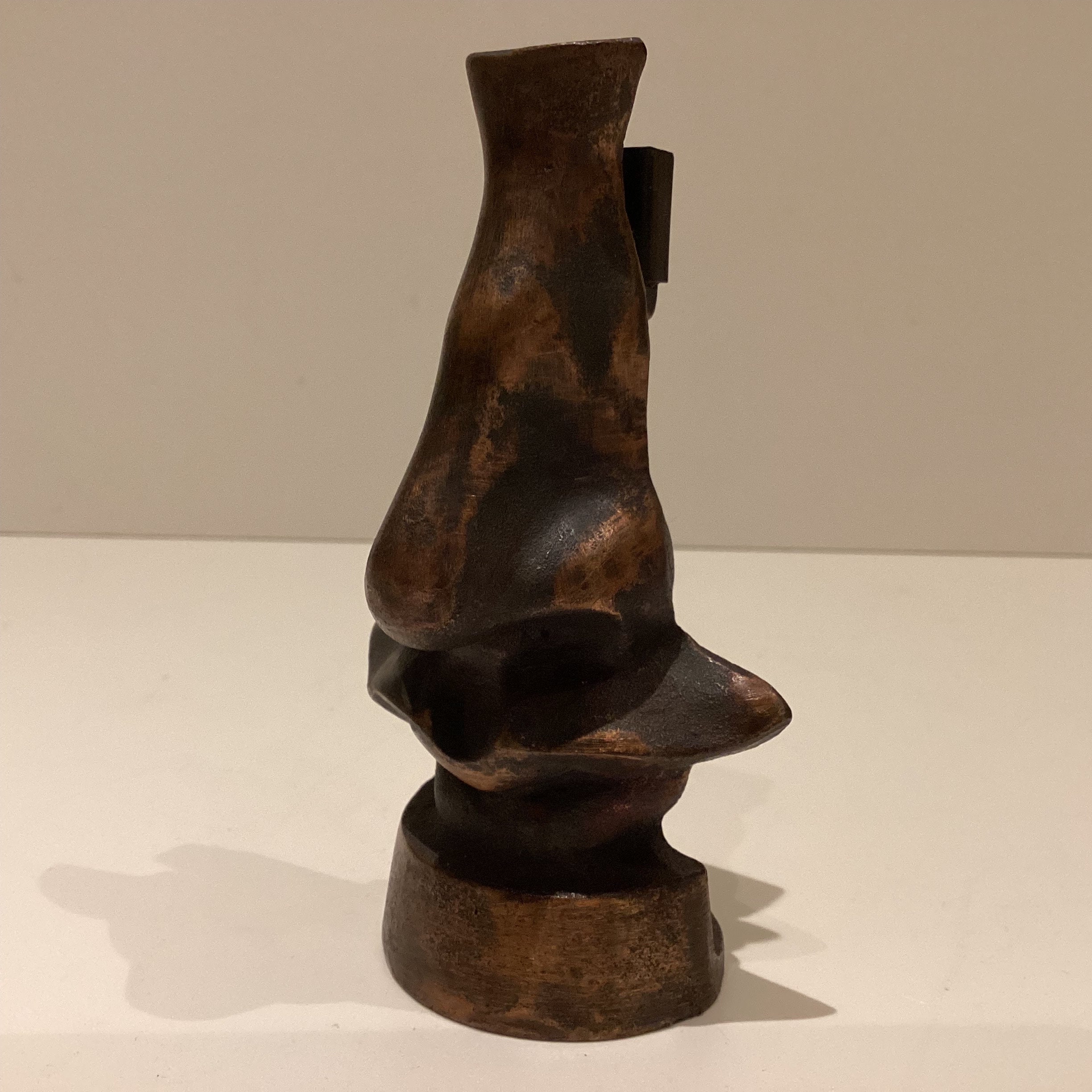 Vintage Glasses Holder – Salvador Dali “De Nose”, Rare Collectible Patinated Copper 1950s — photo 4 of 9