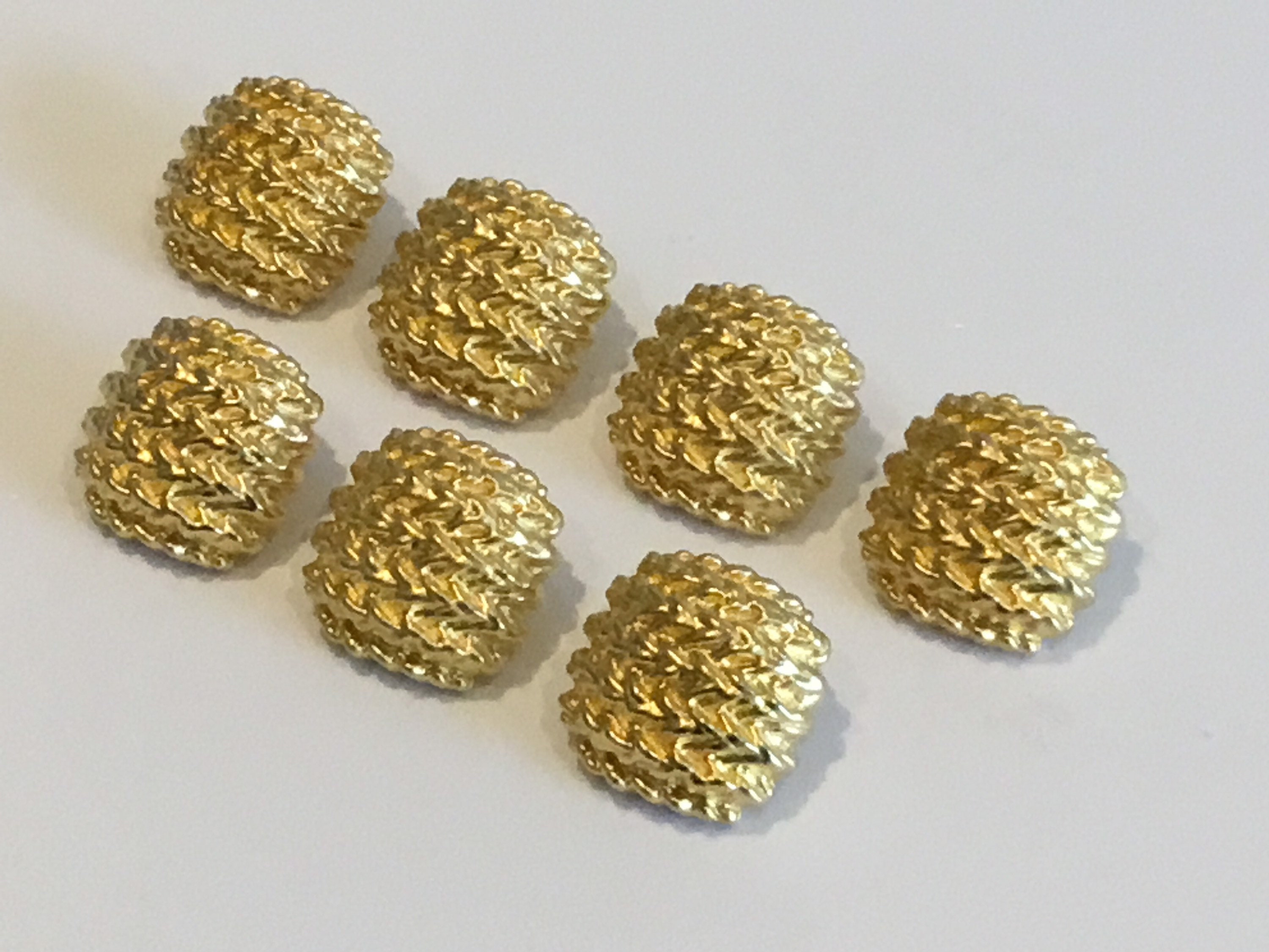 Vintage Fashion Buttons | 1950s Boutons Kocher France, Solid Gold Plated Luxury Set of 7 — photo 3 of 7