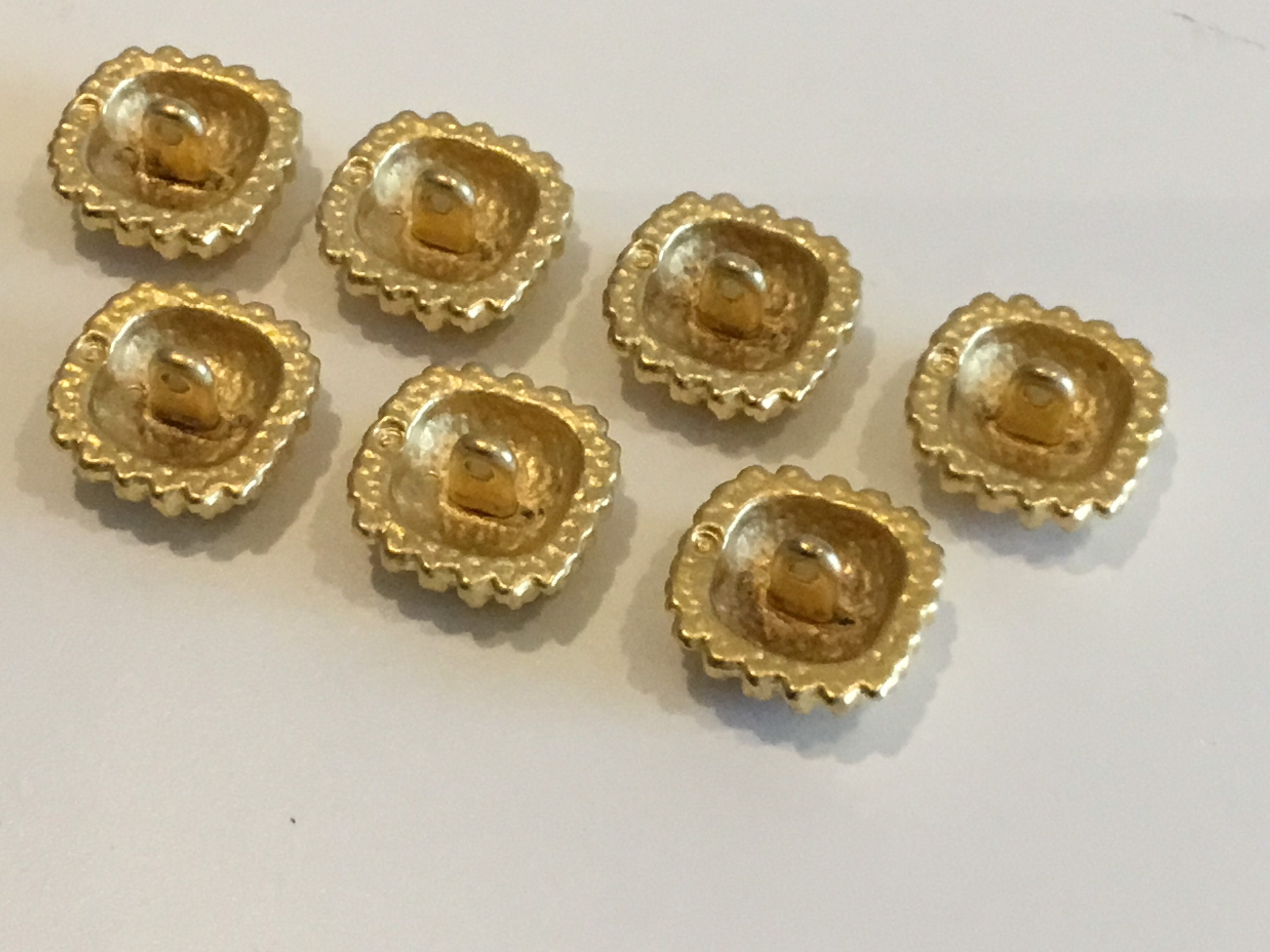 Vintage Fashion Buttons | 1950s Boutons Kocher France, Solid Gold Plated Luxury Set of 7 — photo 7 of 7
