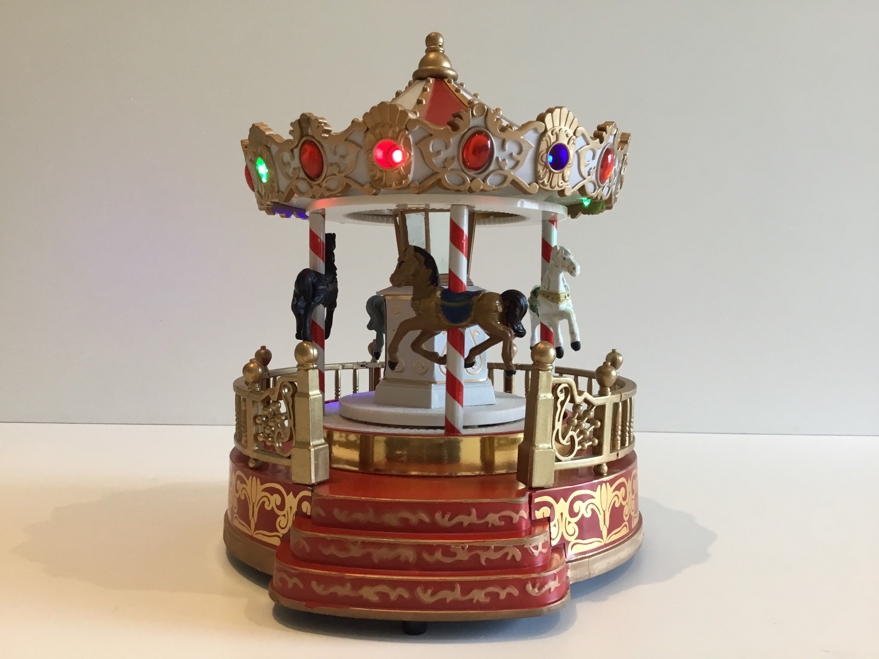 Vintage Carousel | Musical Horse Merry-Go-Round with LED Lights, Working Display Piece — photo 4 of 10
