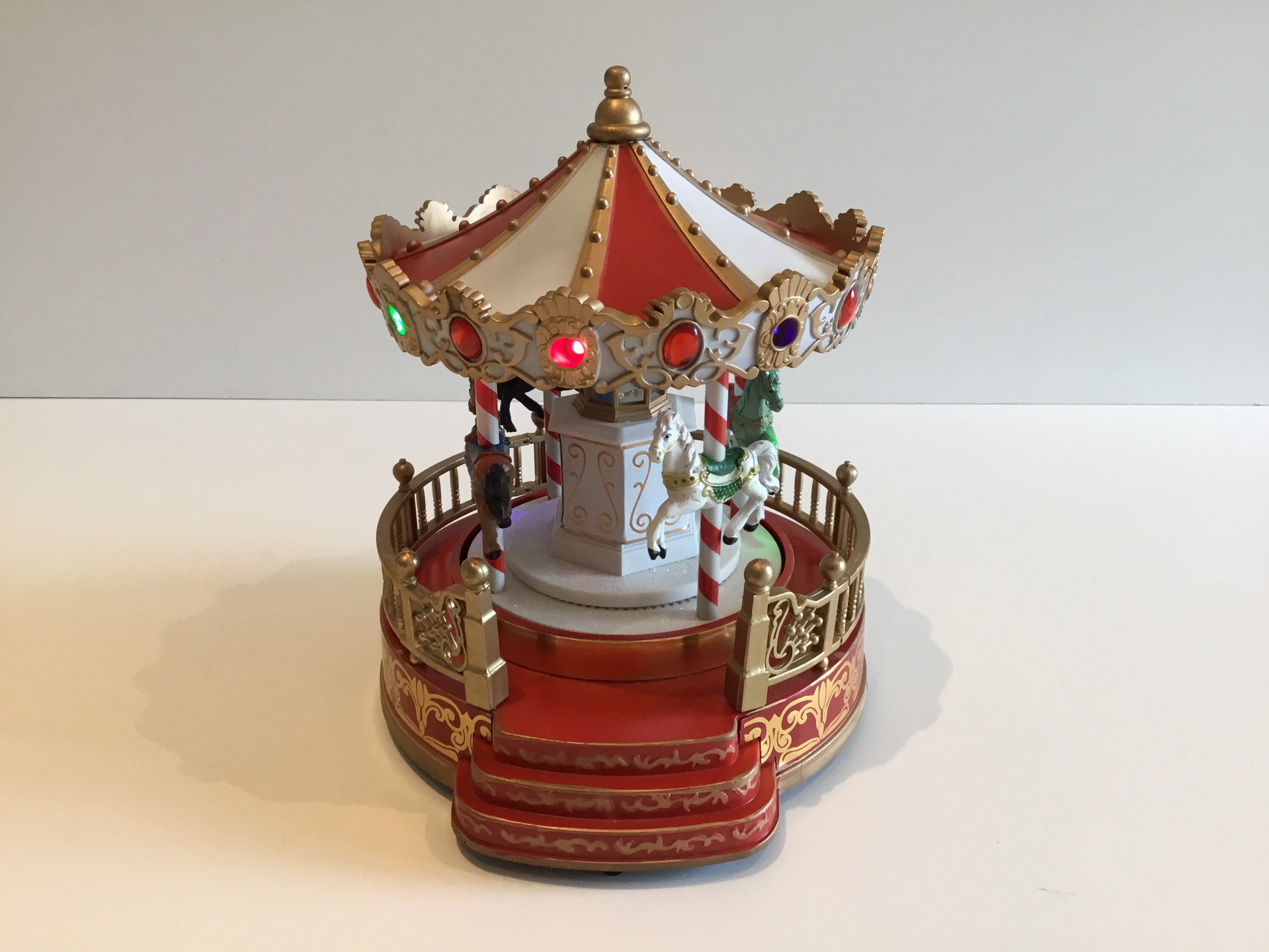 Vintage Carousel | Musical Horse Merry-Go-Round with LED Lights, Working Display Piece — photo 7 of 10