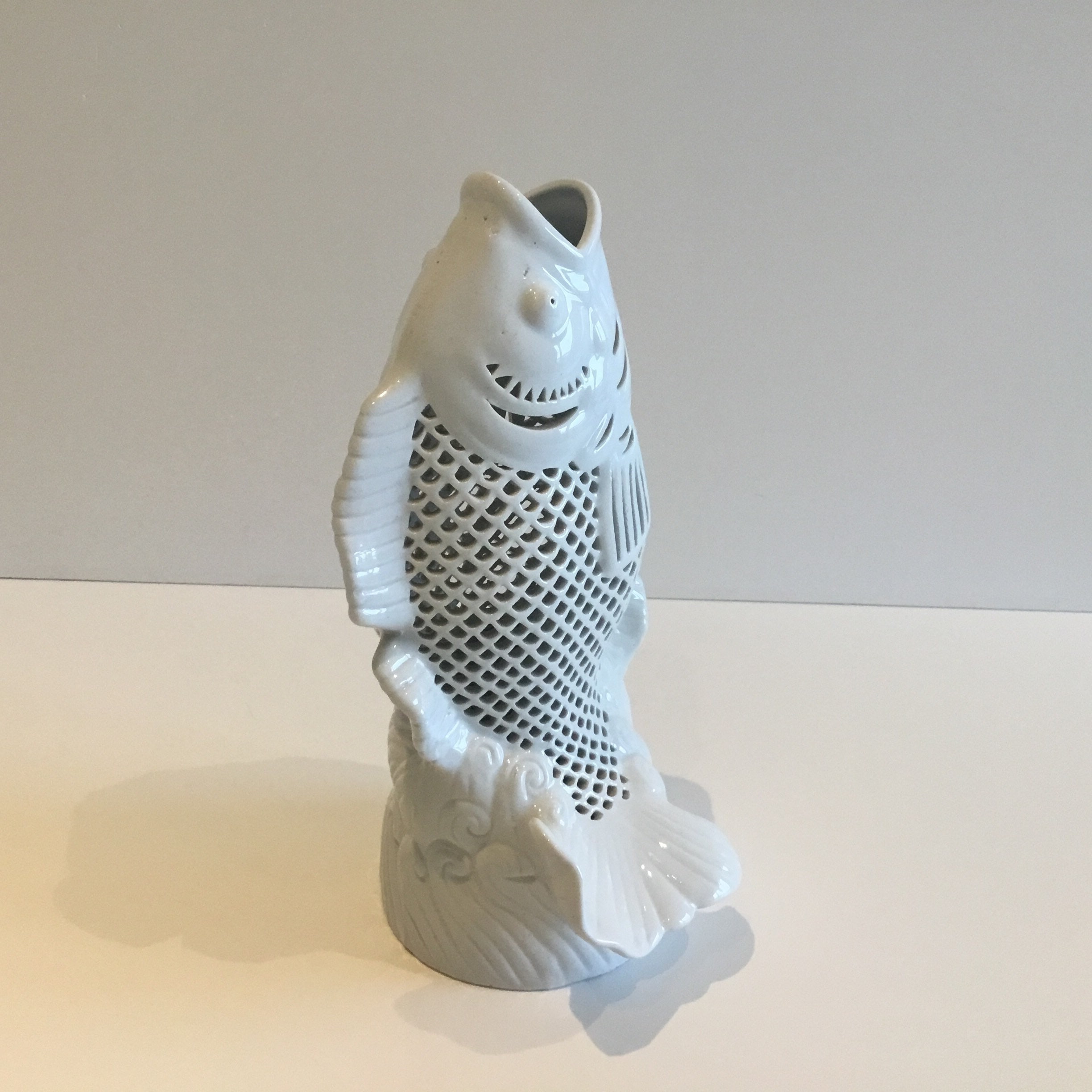 Rare Fish In Reticulated Porcelain (Made In China) — photo 2 of 10
