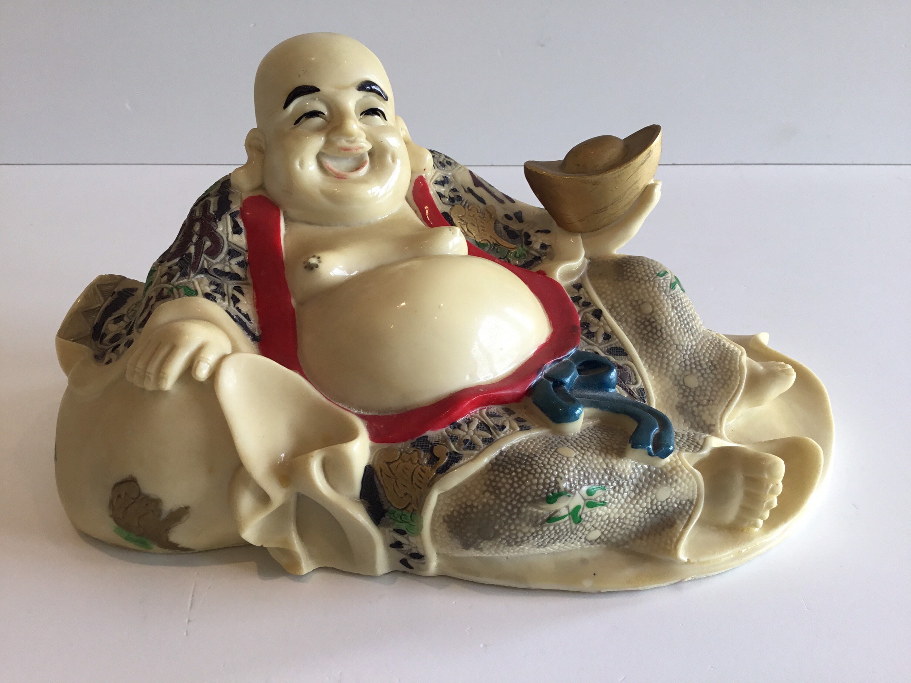 Vintage Sculpture | 1950s Ivory Resin Buddha, Hand-Painted Decorative Art — photo 3 of 7