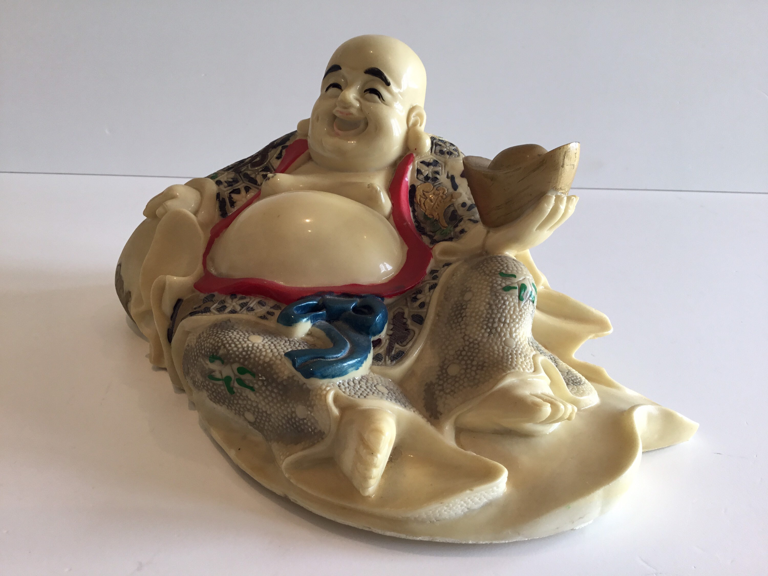 Vintage Sculpture | 1950s Ivory Resin Buddha, Hand-Painted Decorative Art — photo 5 of 7
