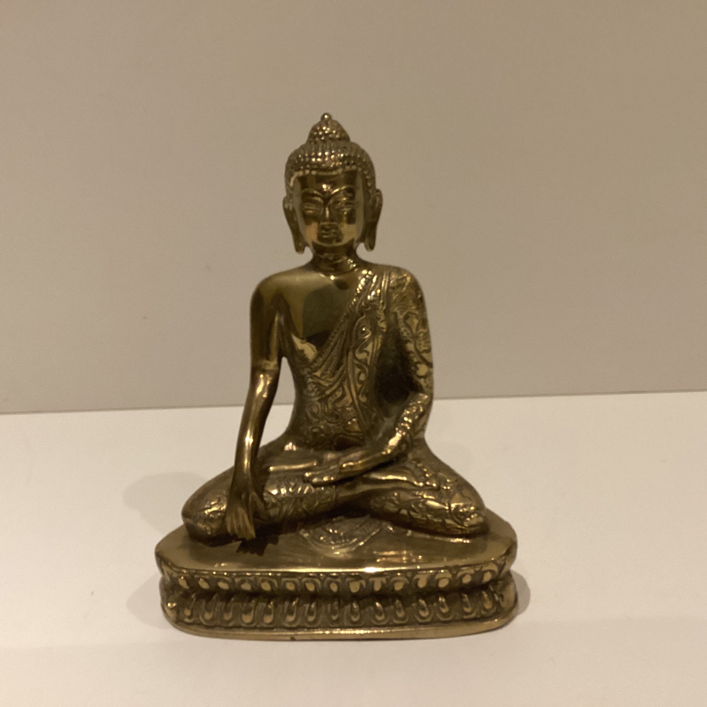 Vintage Sculpture | 1950s Nepalese Bronze Buddha, Meditation Statue — photo 2 of 8