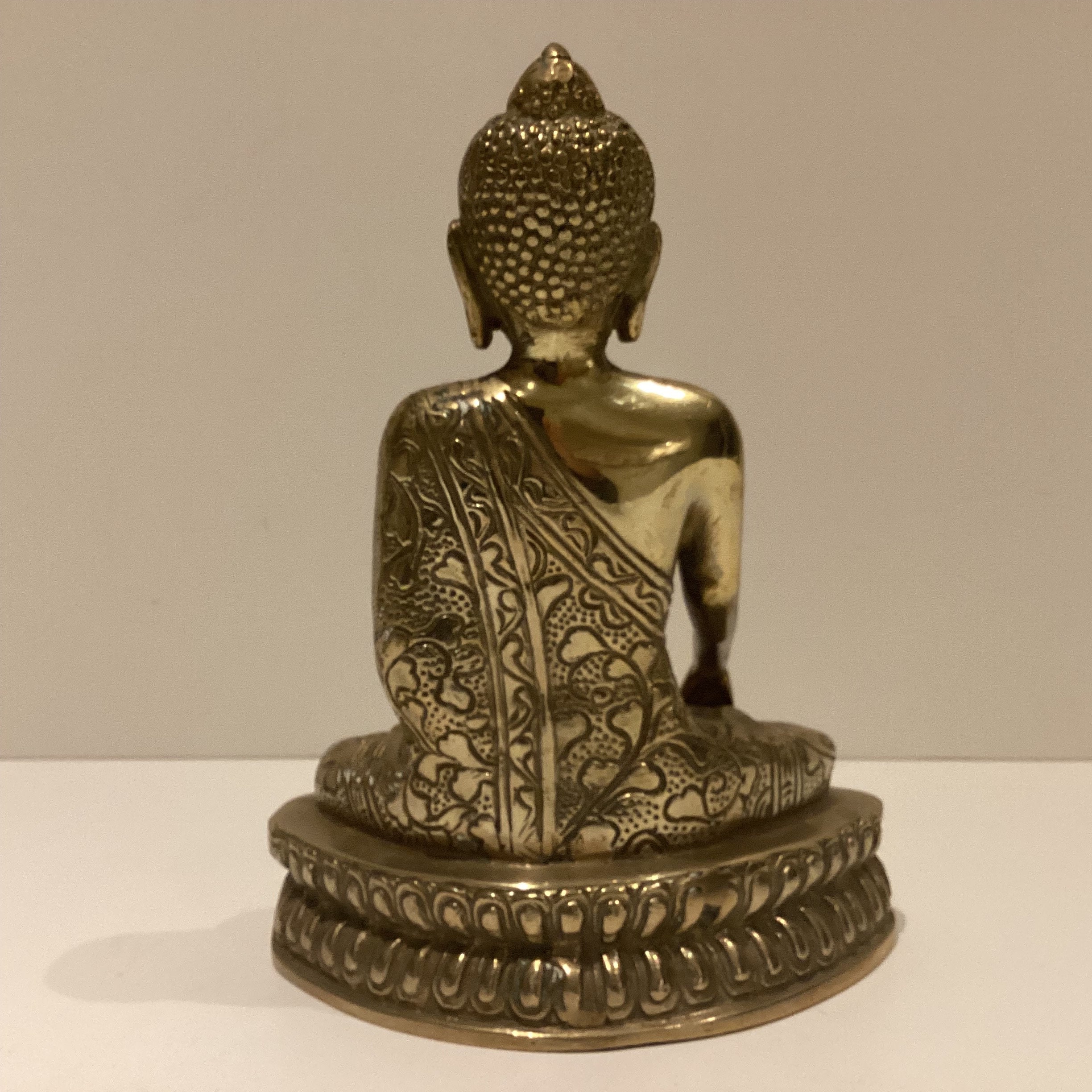 Vintage Sculpture | 1950s Nepalese Bronze Buddha, Meditation Statue — photo 5 of 8