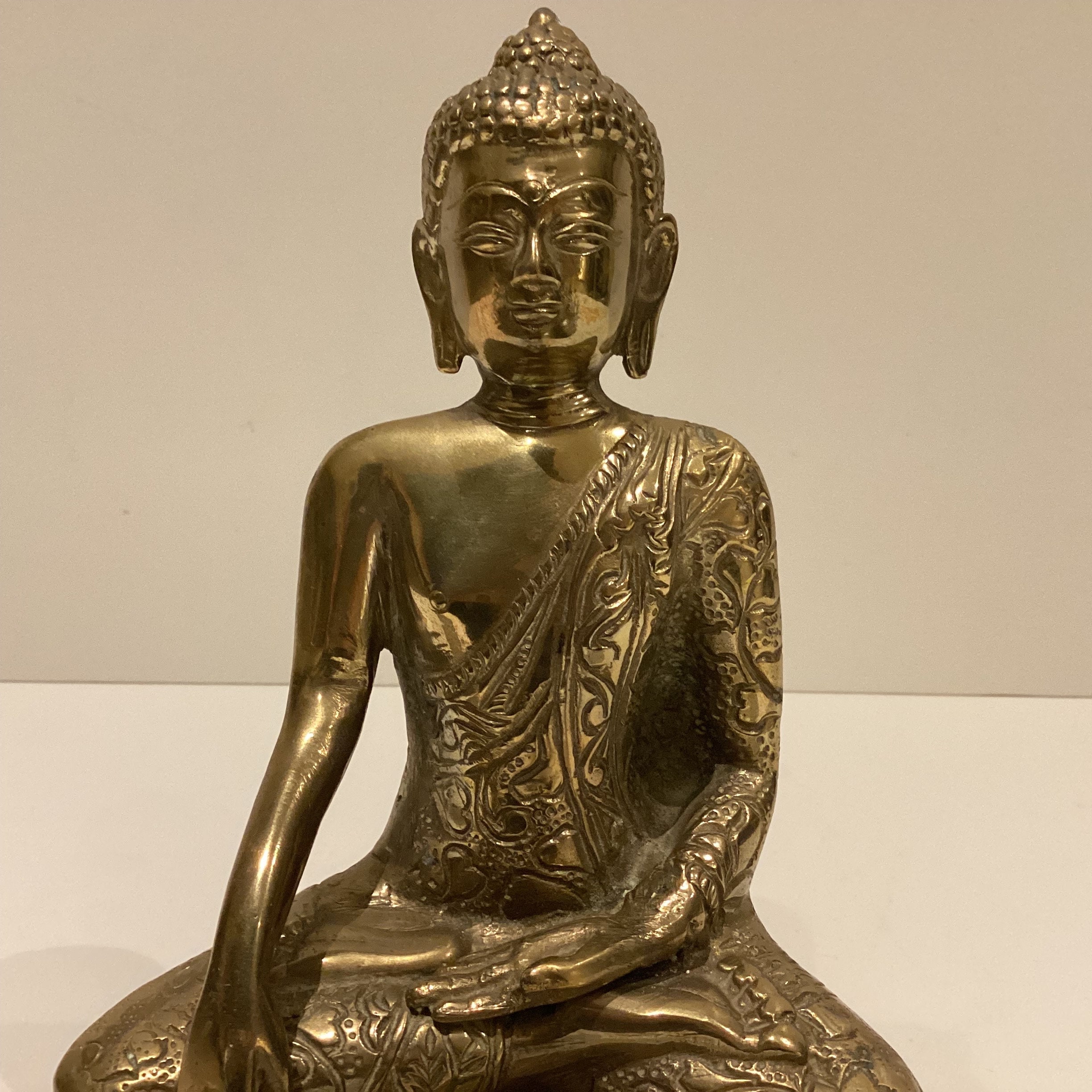 Vintage Sculpture | 1950s Nepalese Bronze Buddha, Meditation Statue — photo 7 of 8
