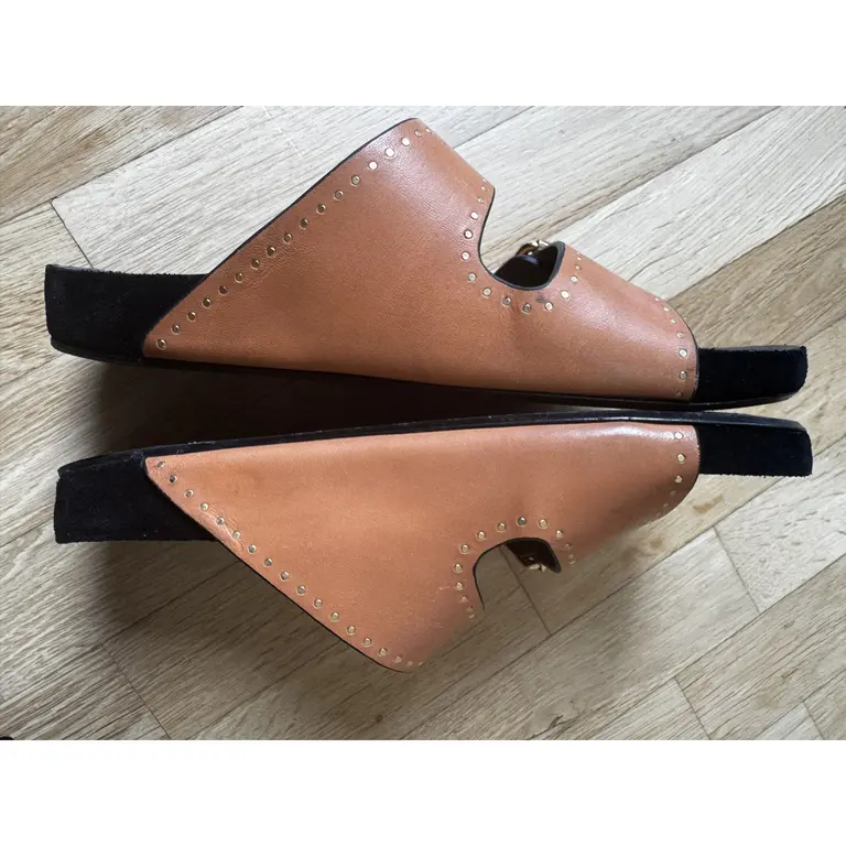 Isabel Marant Lennyo Studded Leather Sandals — photo 4 of 7