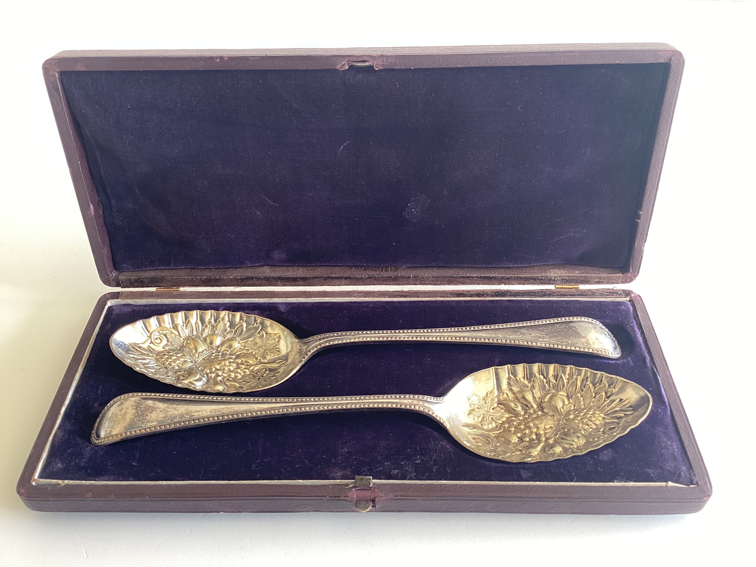 Pair Of Serving Spoons (1800s) Silver Plated, Scheffield, Made In England — photo 3 of 11