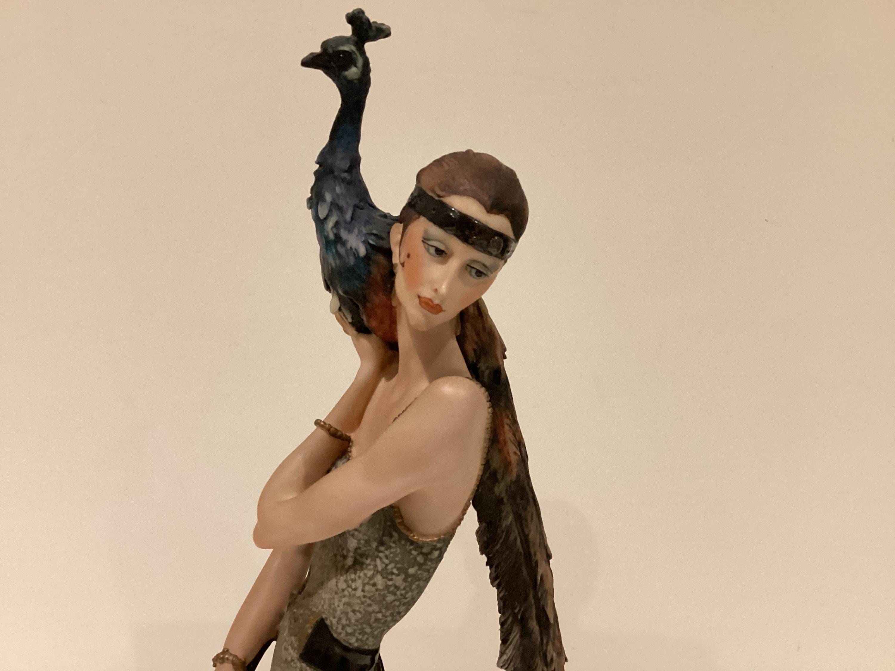 Vintage Figurine | Giuseppe Armani “Lady with Peacock” 1987 Limited Edition 0385C, First Series — photo 7 of 11