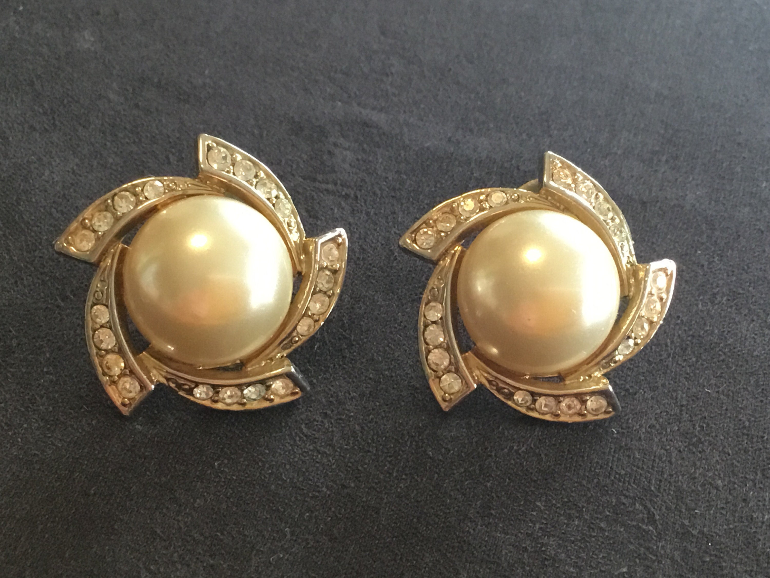 Vintage Jewelry Earrings – Luxury Design (1980s) Made in France — photo 4 of 8