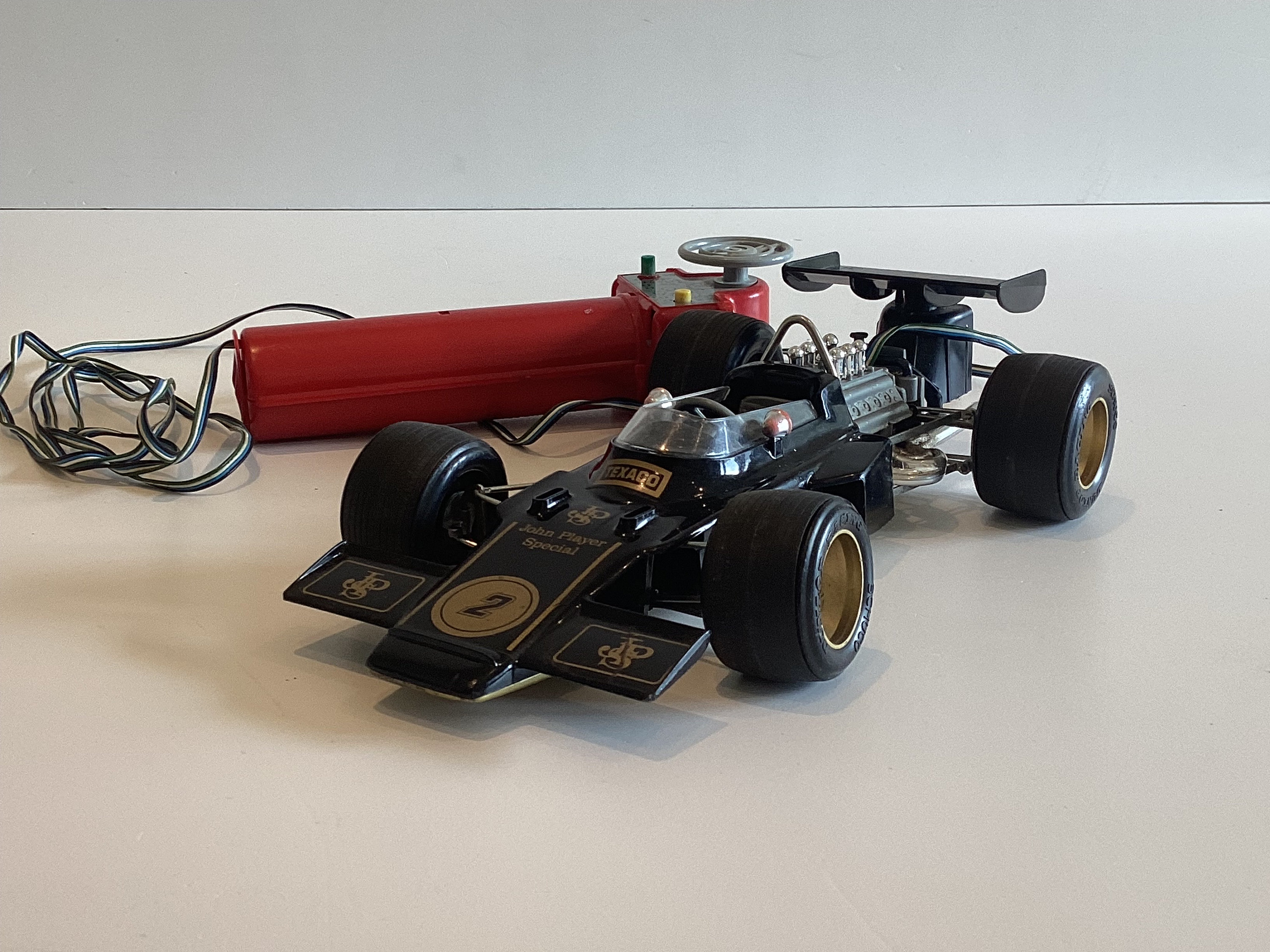 Vintage Toy Car | Schuco Lotus Ford 72 John Player Special (Remote Control) — photo 6 of 9