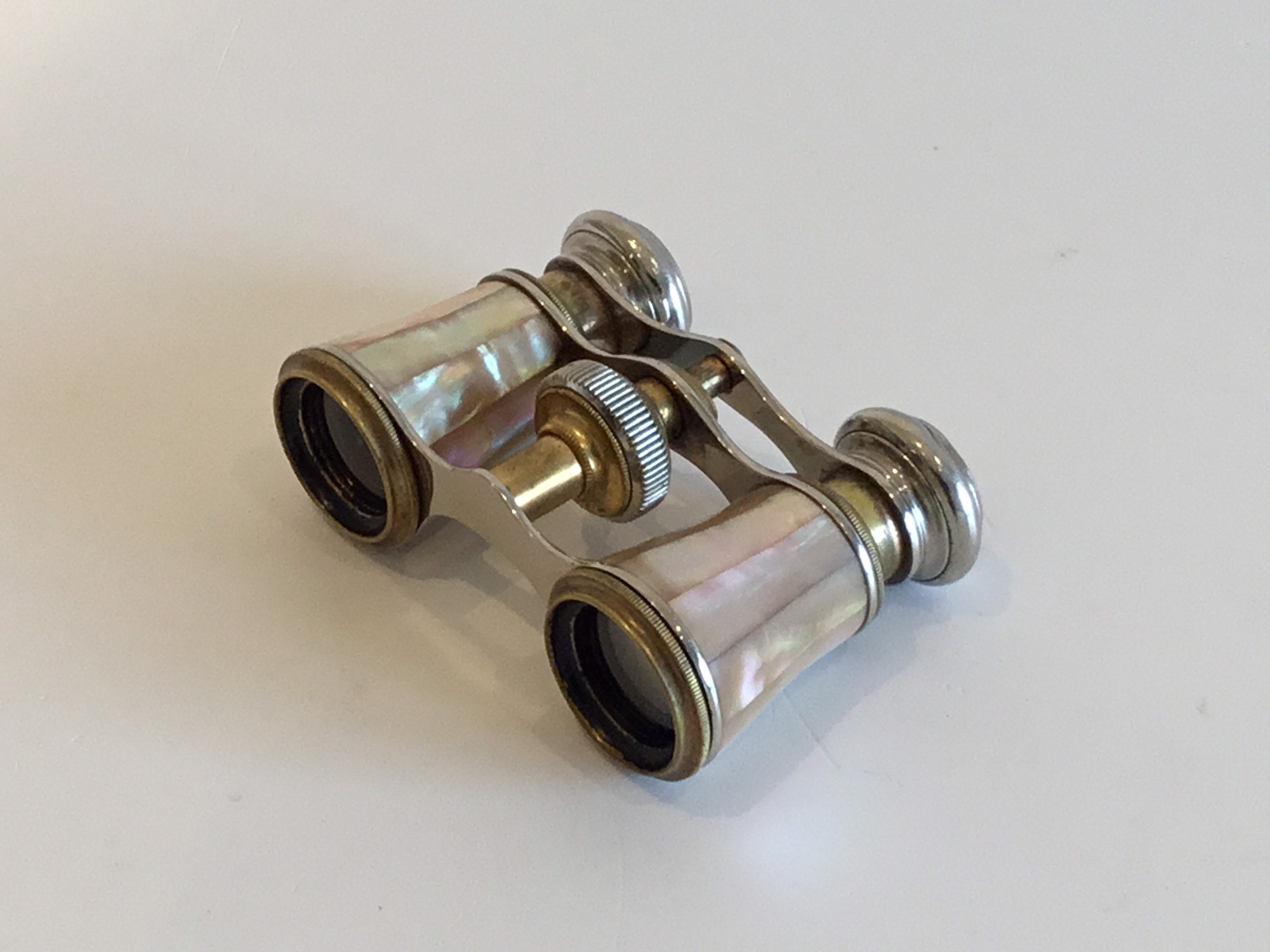 Vintage Theater Binoculars | 1920s French Art Deco Schwartz Opticien, Mother of Pearl — photo 2 of 10