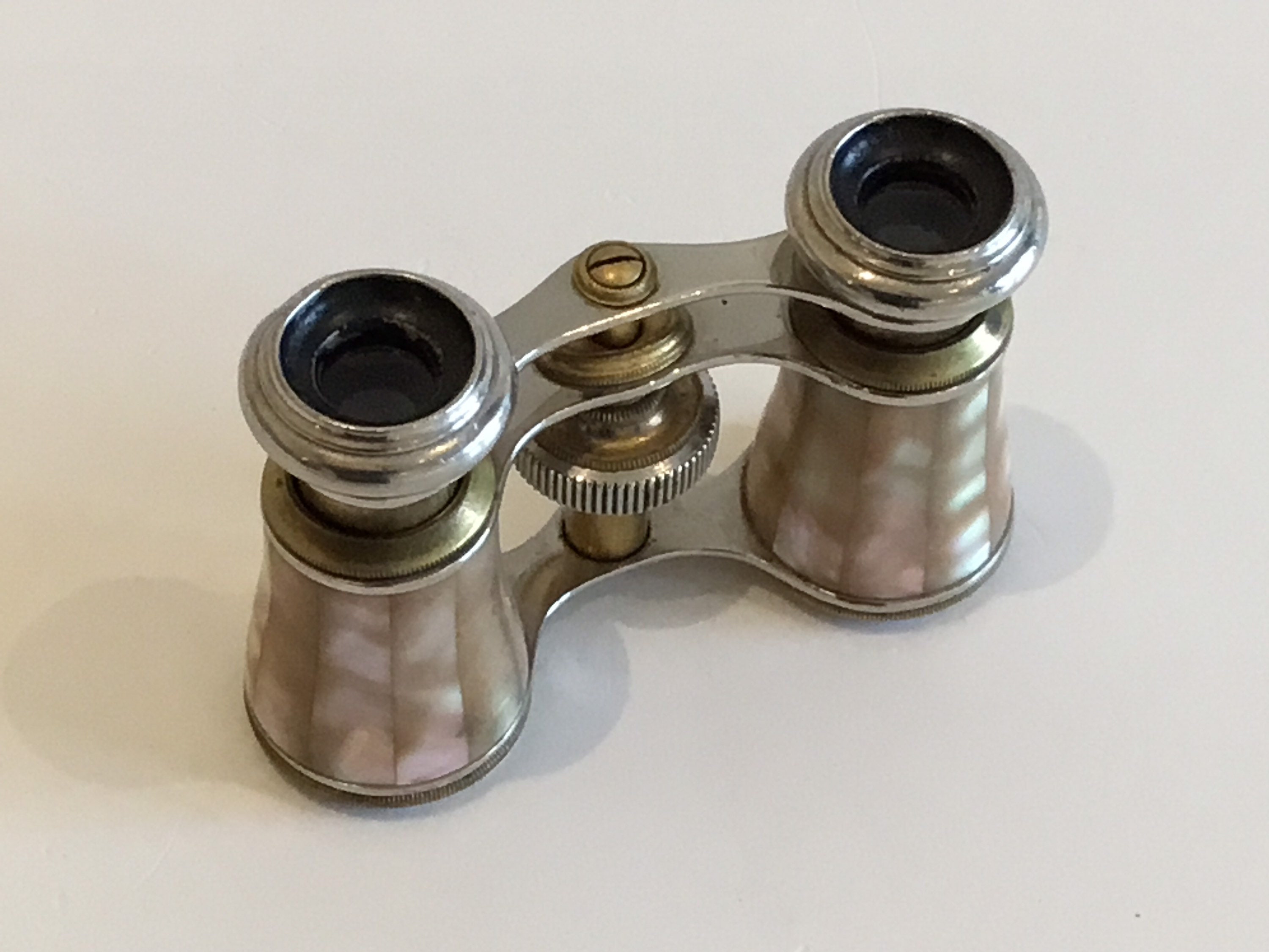 Vintage Theater Binoculars | 1920s French Art Deco Schwartz Opticien, Mother of Pearl — photo 4 of 10