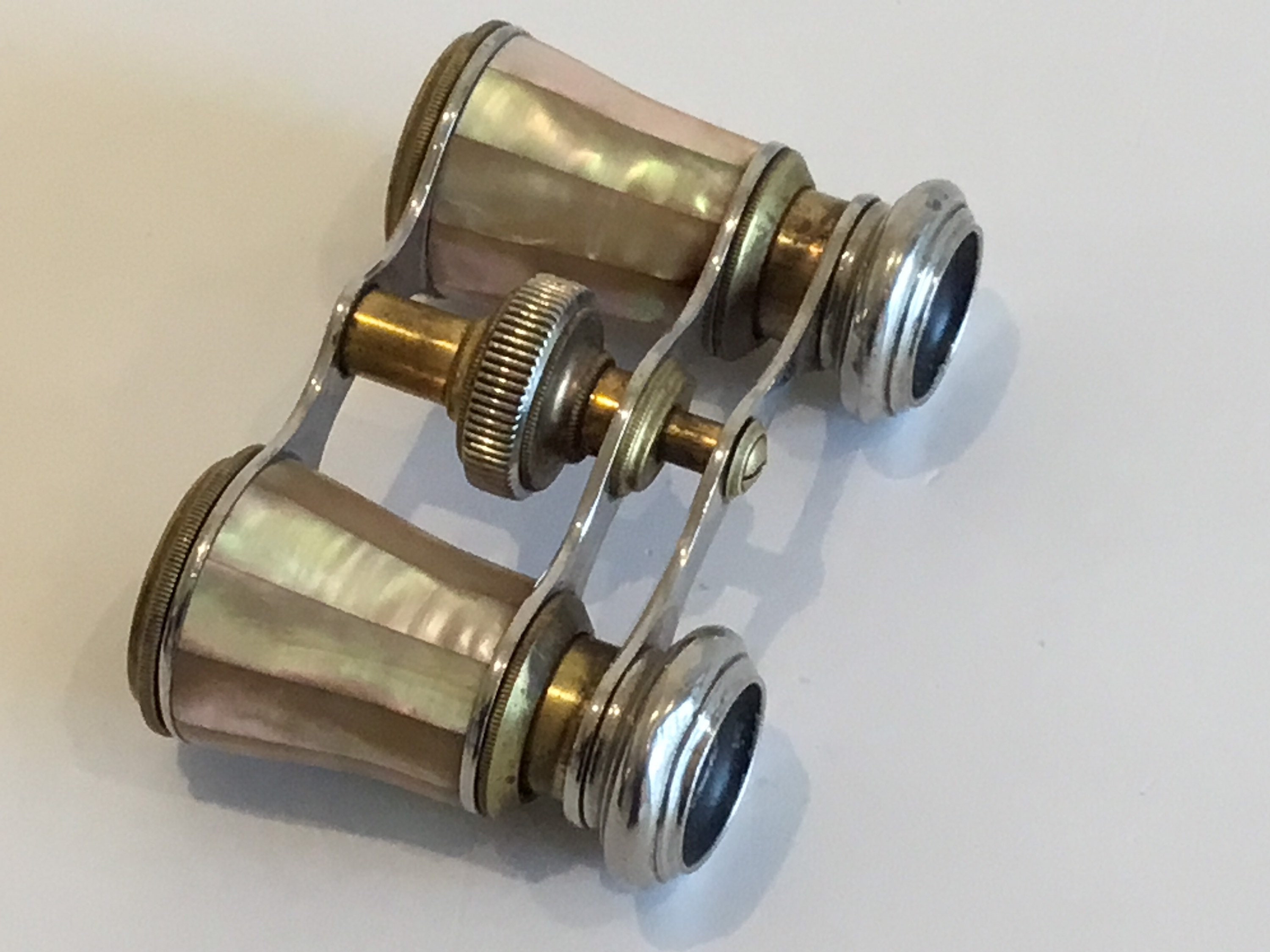 Vintage Theater Binoculars | 1920s French Art Deco Schwartz Opticien, Mother of Pearl — photo 5 of 10