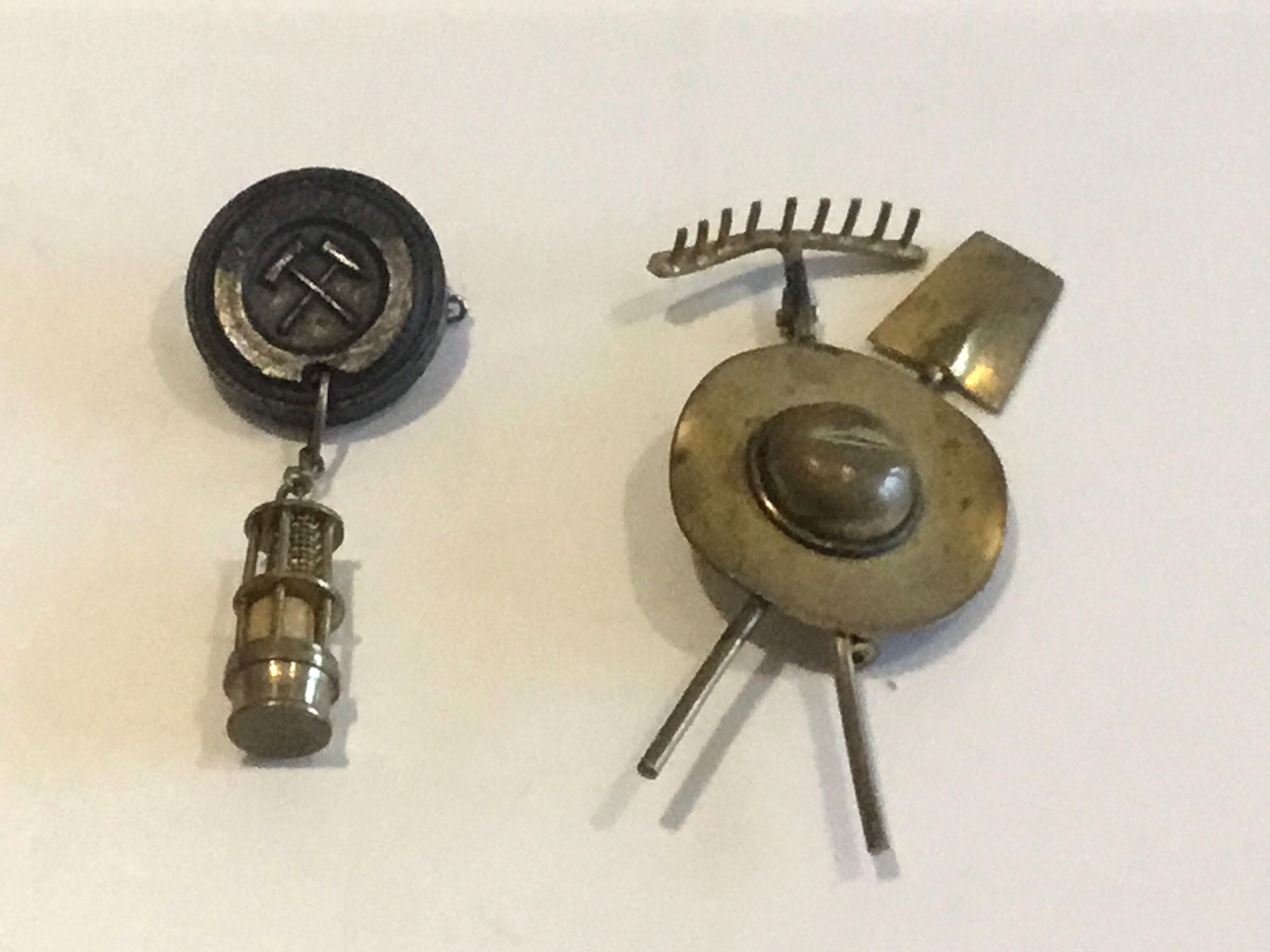 Vintage Brooches | 1940s German & Ukrainian Pins, Brass Bakelite Collectible — photo 2 of 4