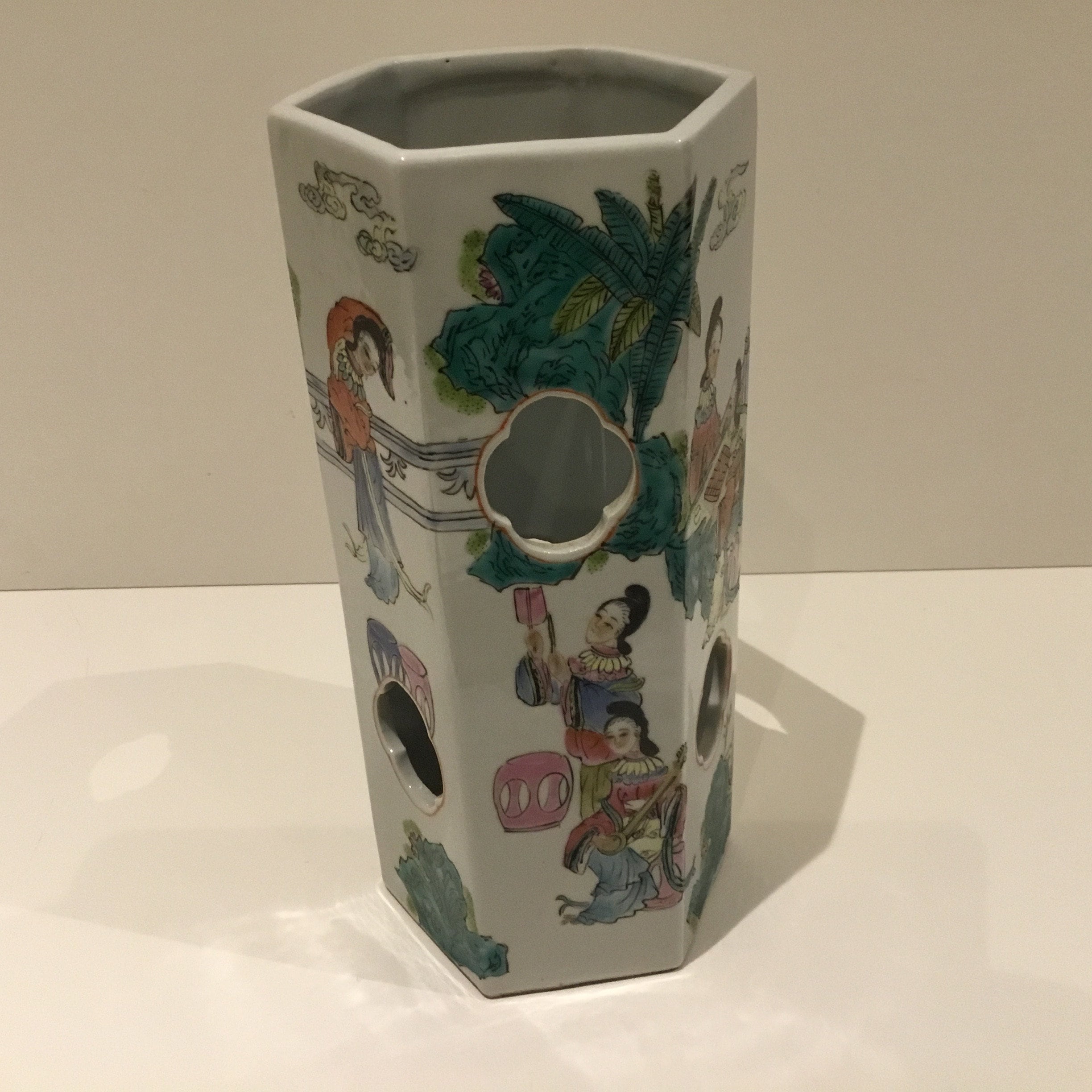 Chinese Porcelain | Hexagonal Hat Stand Qing Dynasty Hand-Painted (Late 1800s) — photo 5 of 7