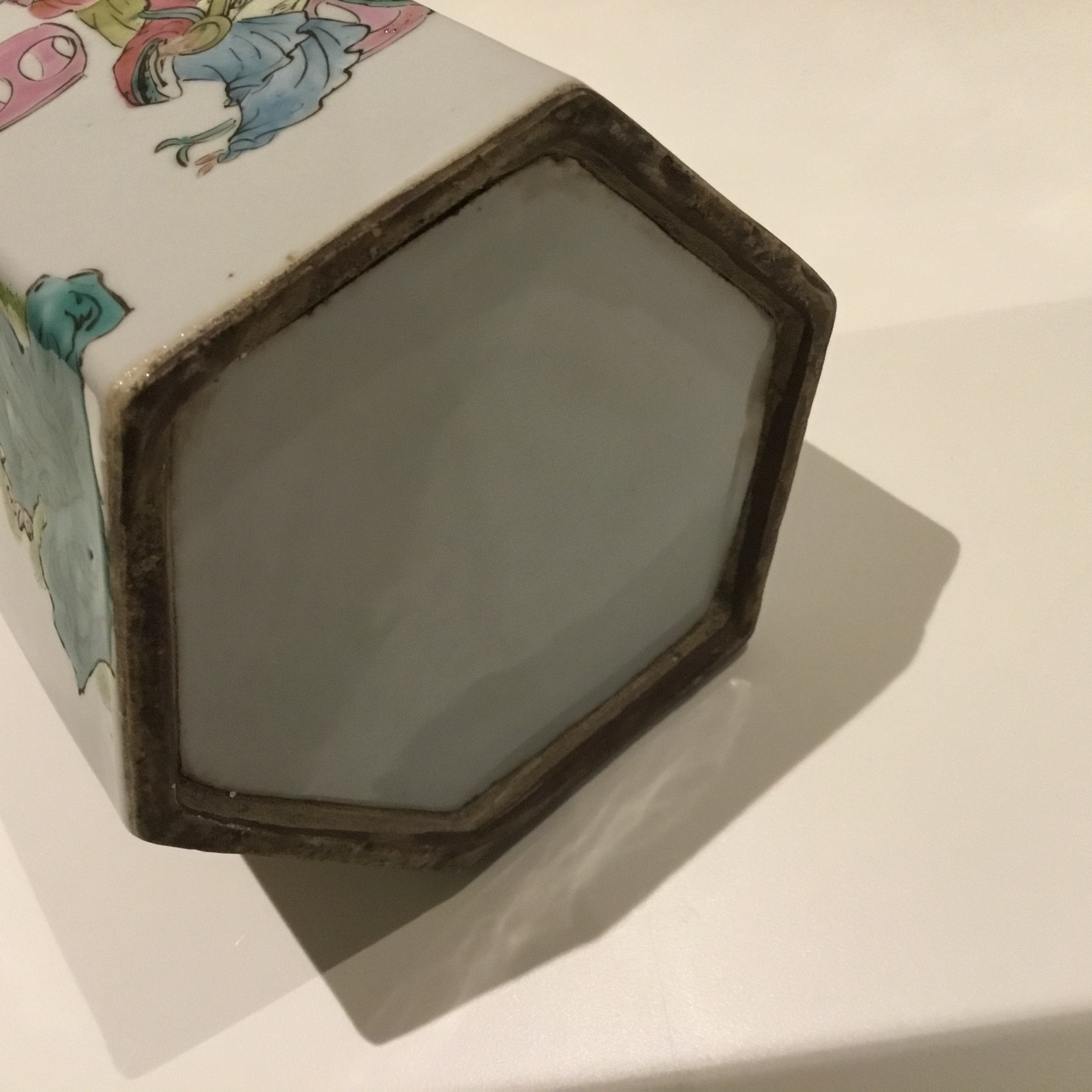 Chinese Porcelain | Hexagonal Hat Stand Qing Dynasty Hand-Painted (Late 1800s) — photo 7 of 7